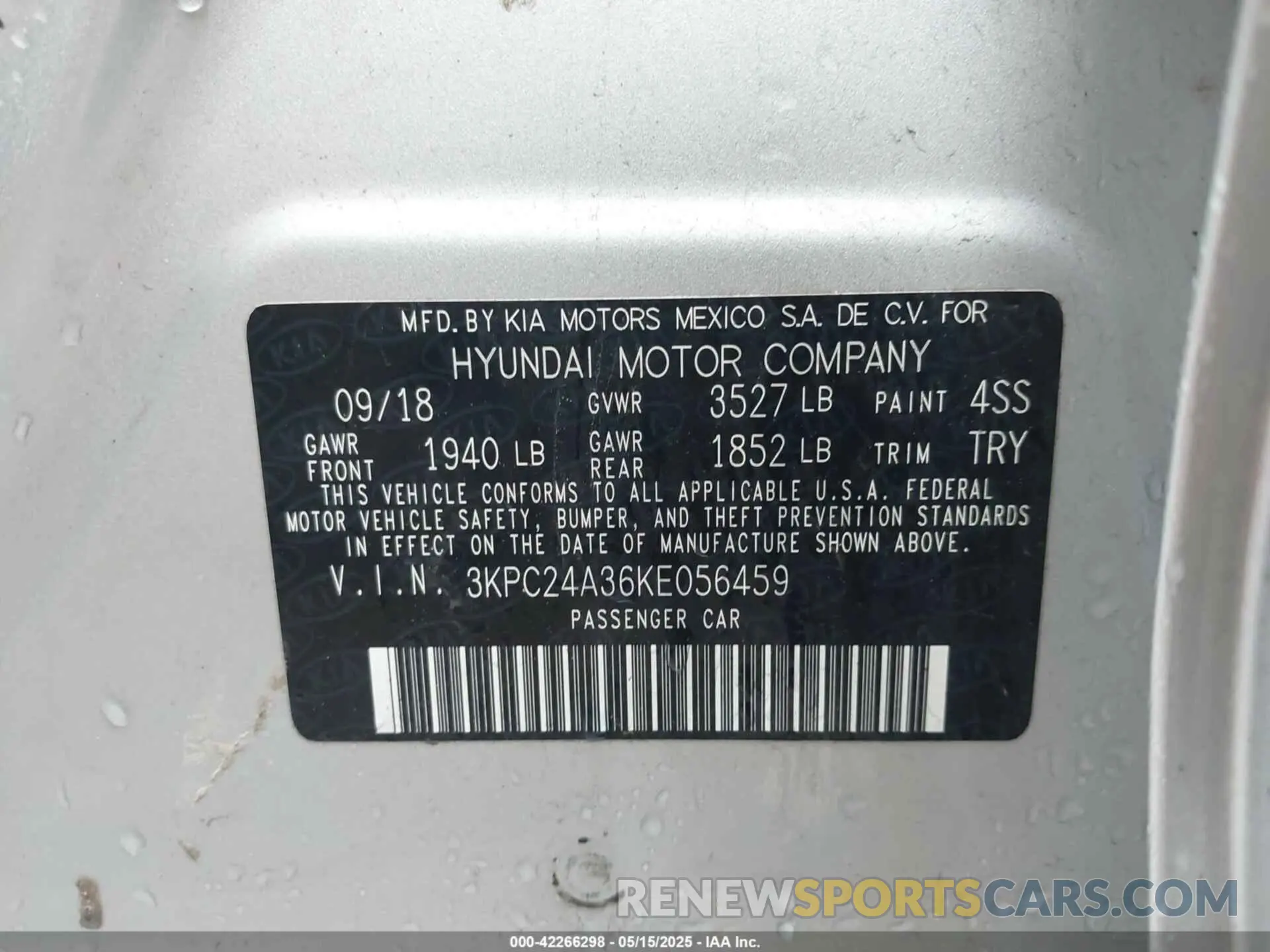 9 Photograph of a damaged car 3KPC24A36KE056459 HYUNDAI ACCENT 2019
