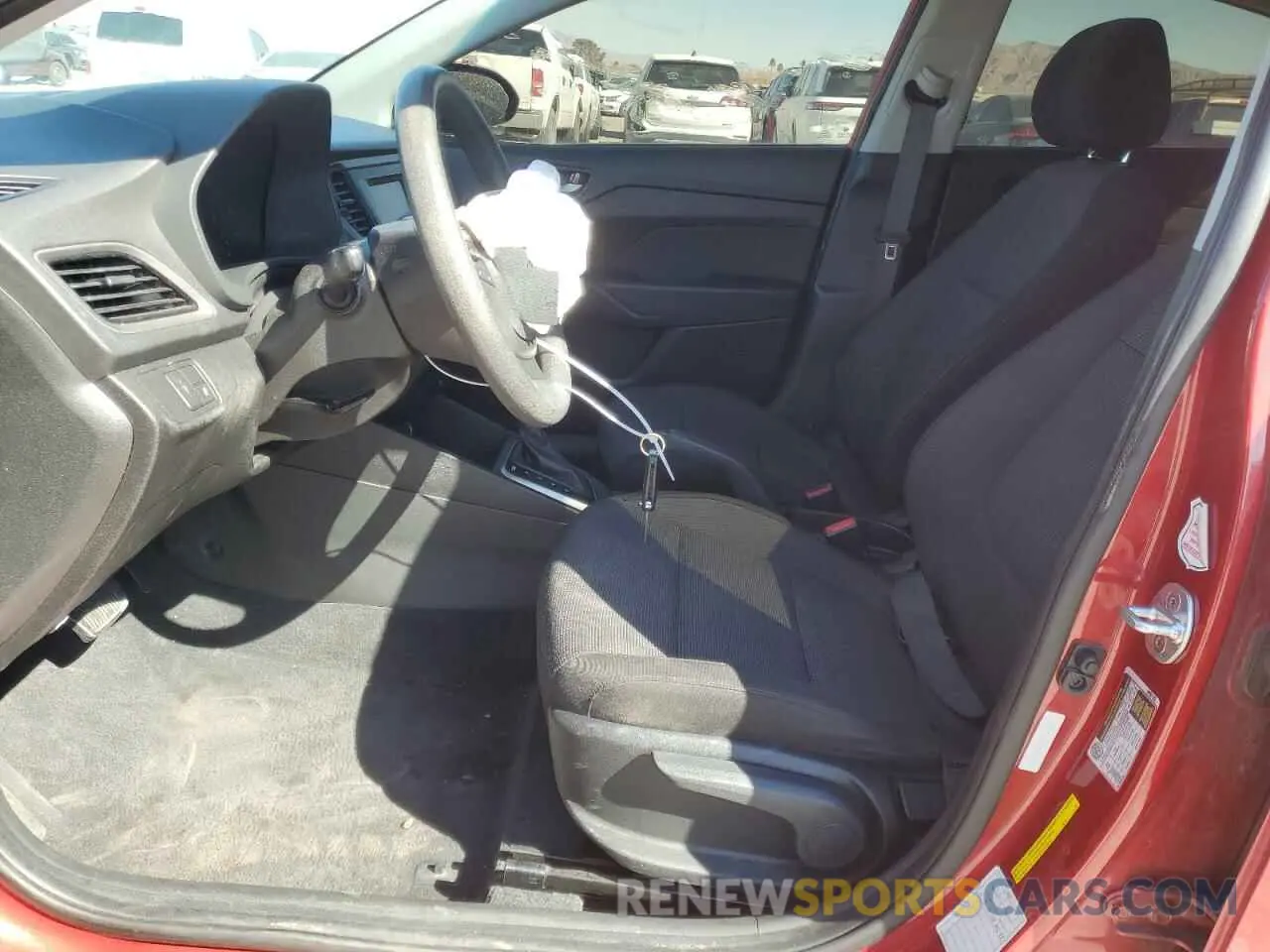 7 Photograph of a damaged car 3KPC24A36KE059734 HYUNDAI ACCENT 2019