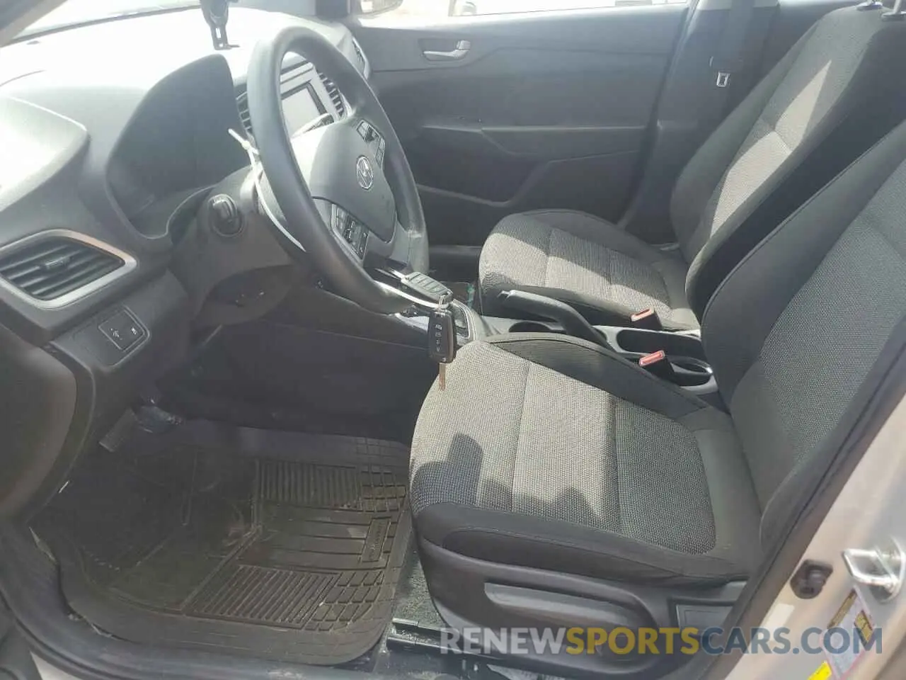 7 Photograph of a damaged car 3KPC24A36KE065095 HYUNDAI ACCENT 2019