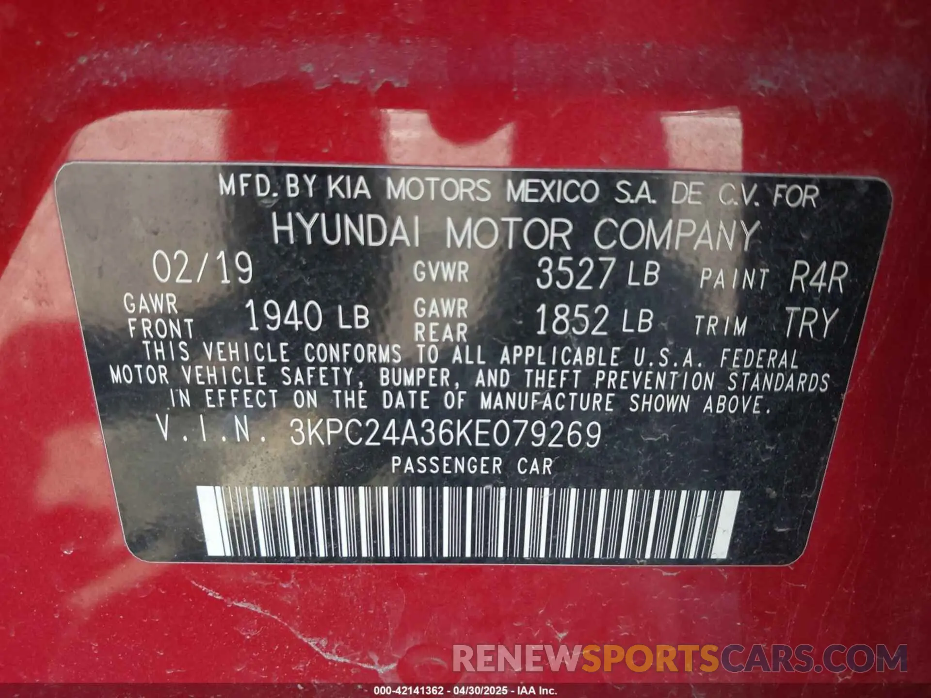 9 Photograph of a damaged car 3KPC24A36KE079269 HYUNDAI ACCENT 2019