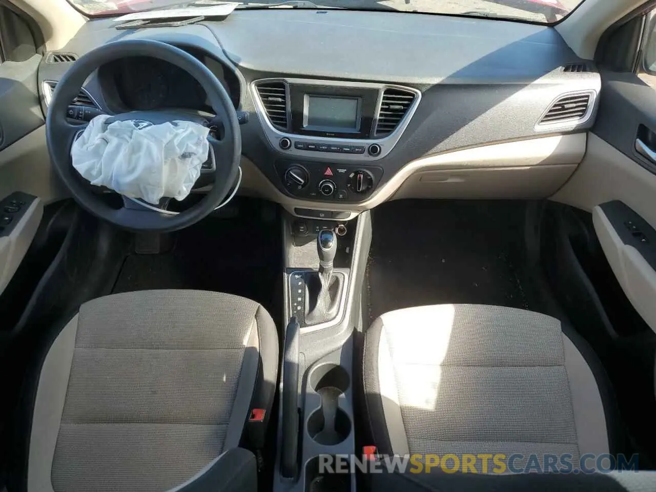 8 Photograph of a damaged car 3KPC24A36KE088473 HYUNDAI ACCENT 2019
