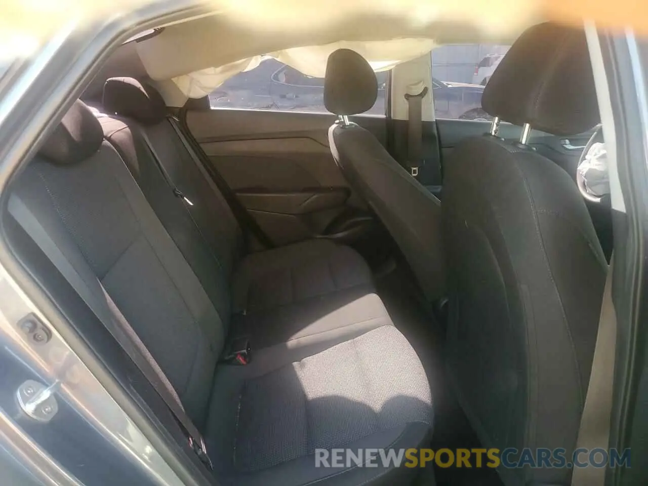 10 Photograph of a damaged car 3KPC24A37KE062089 HYUNDAI ACCENT 2019