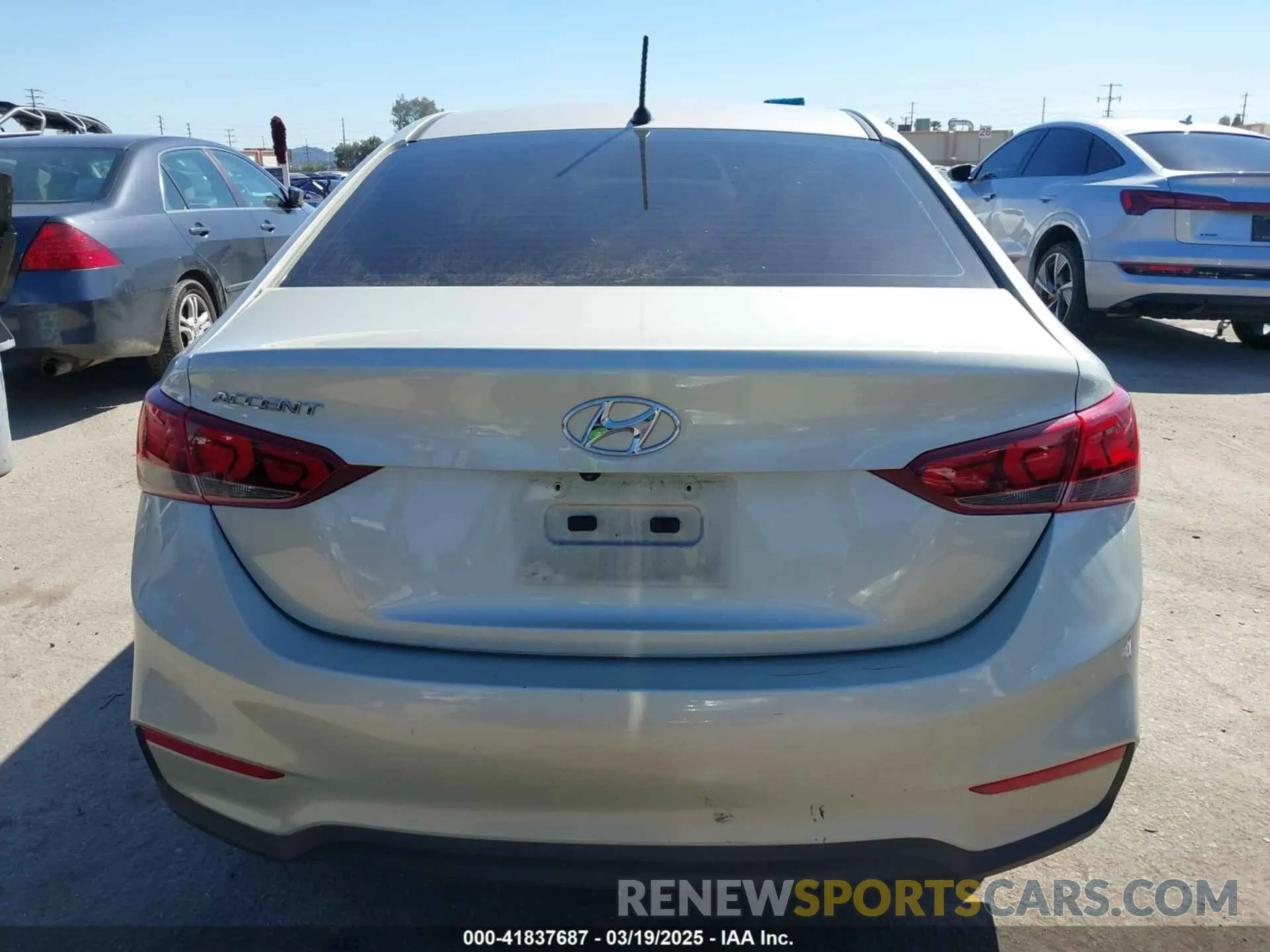16 Фотография поврежденного автомобиля 3KPC24A37KE087123 HYUNDAI ACCENT 2019