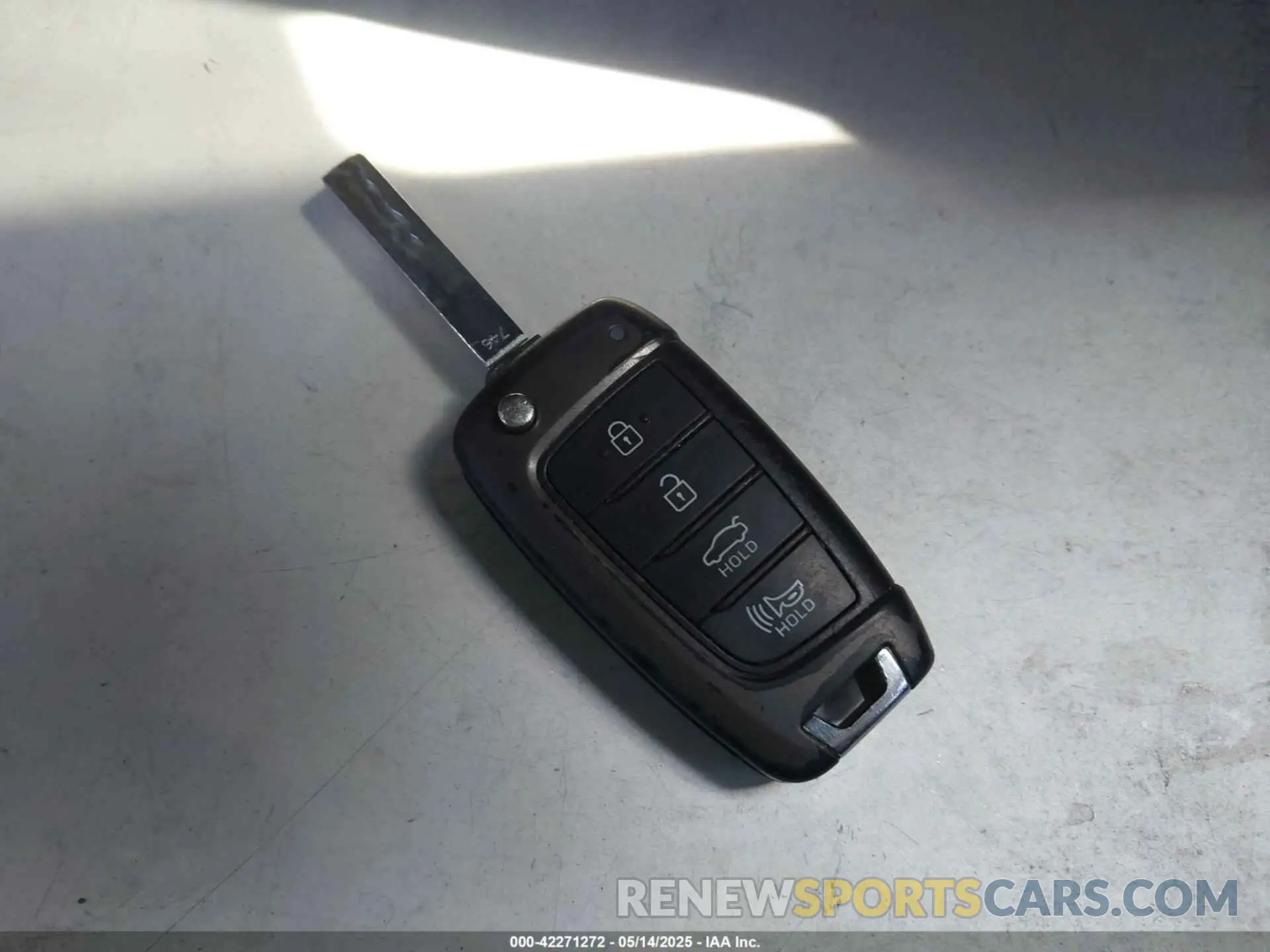 11 Photograph of a damaged car 3KPC24A38KE056589 HYUNDAI ACCENT 2019