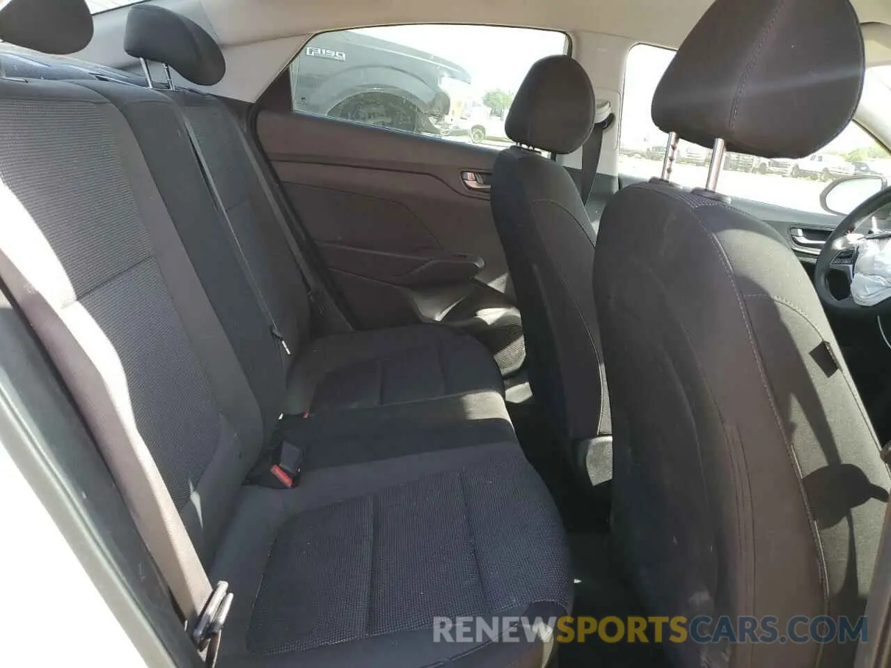 10 Photograph of a damaged car 3KPC24A38KE063901 HYUNDAI ACCENT 2019