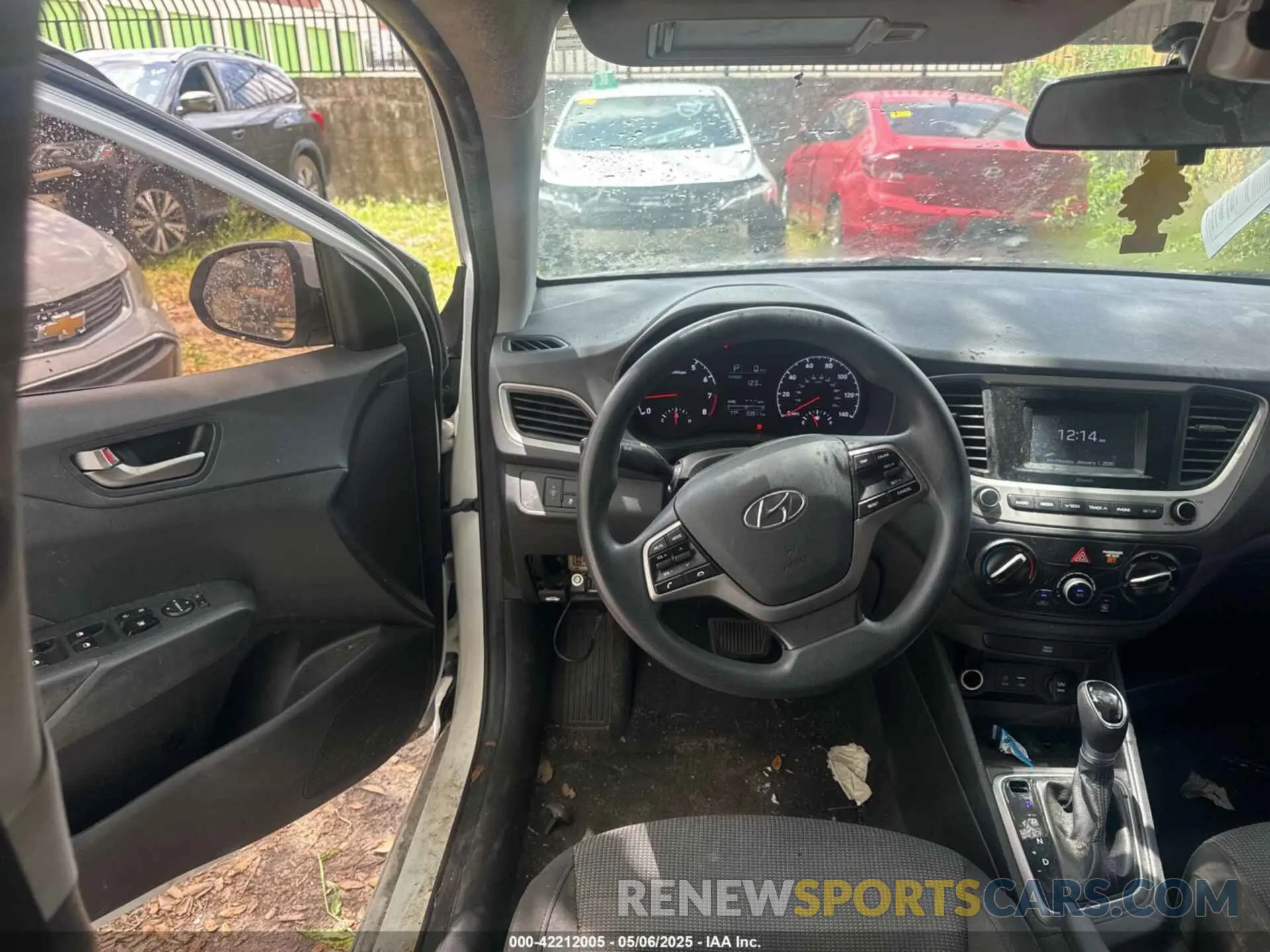 5 Photograph of a damaged car 3KPC24A38KE077040 HYUNDAI ACCENT 2019