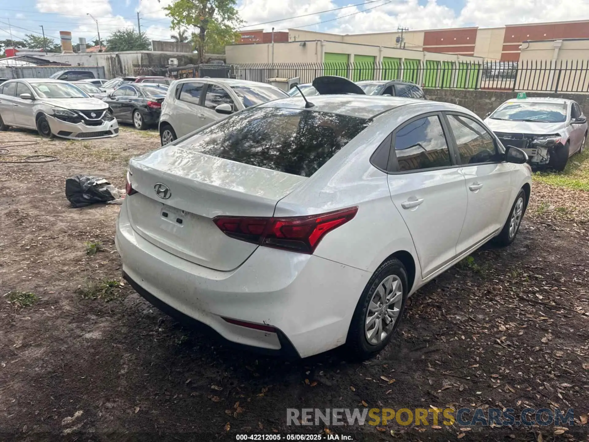 6 Photograph of a damaged car 3KPC24A38KE077040 HYUNDAI ACCENT 2019