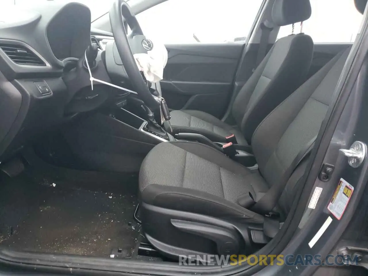 7 Photograph of a damaged car 3KPC24A38KE080665 HYUNDAI ACCENT 2019