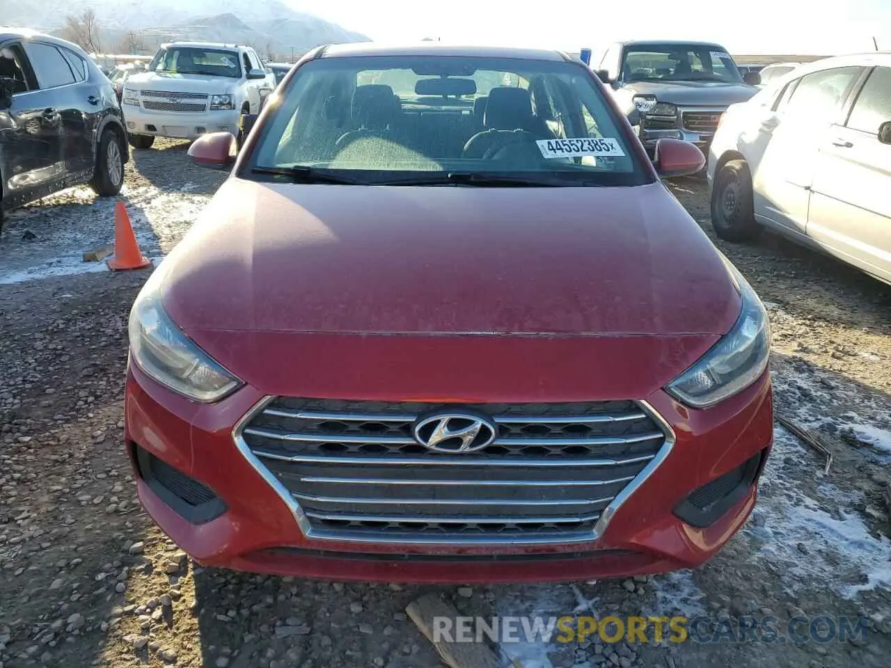5 Photograph of a damaged car 3KPC24A38KE084957 HYUNDAI ACCENT 2019