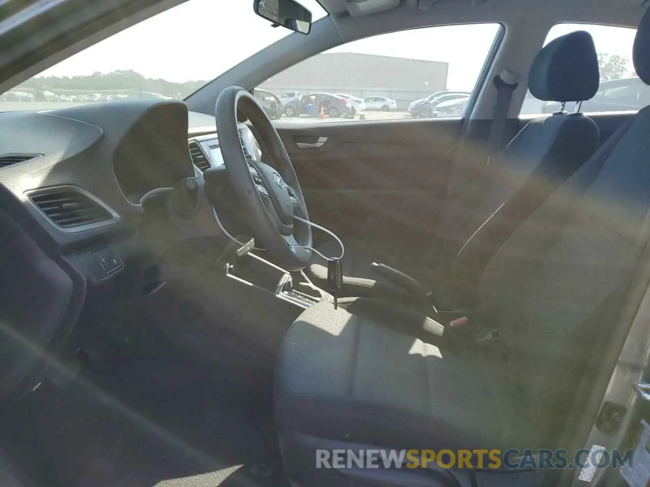 7 Photograph of a damaged car 3KPC24A38KE087812 HYUNDAI ACCENT 2019