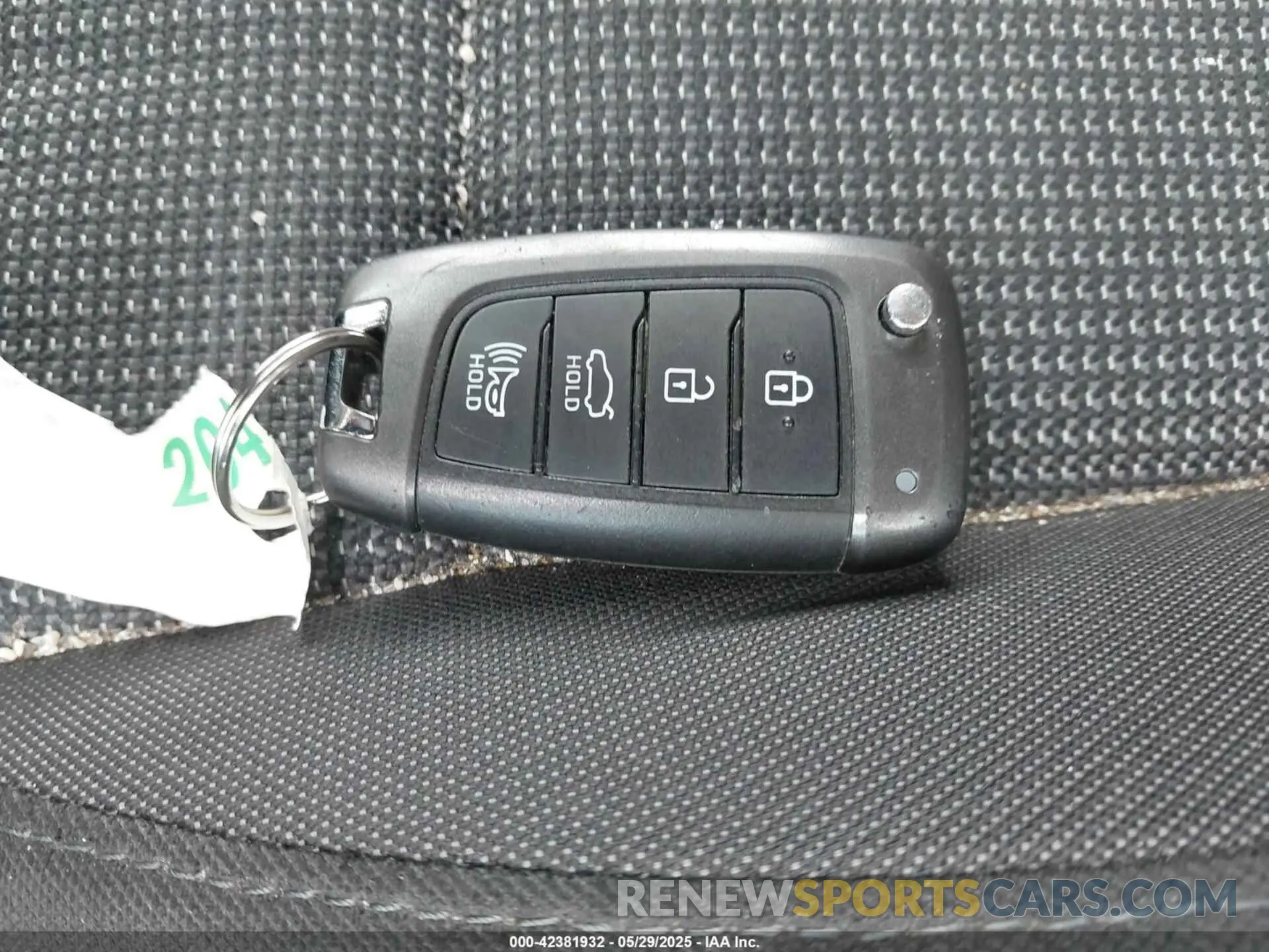 11 Photograph of a damaged car 3KPC24A38KE088524 HYUNDAI ACCENT 2019