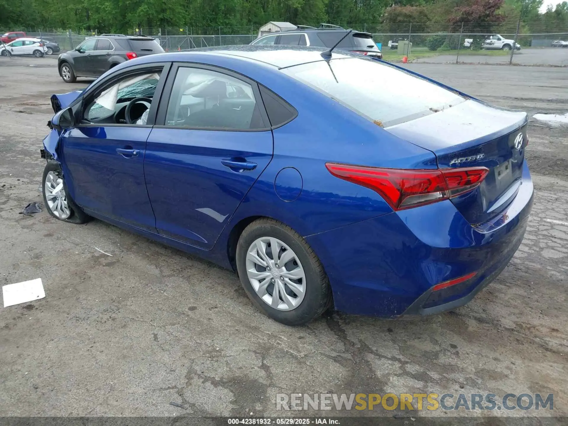 3 Photograph of a damaged car 3KPC24A38KE088524 HYUNDAI ACCENT 2019