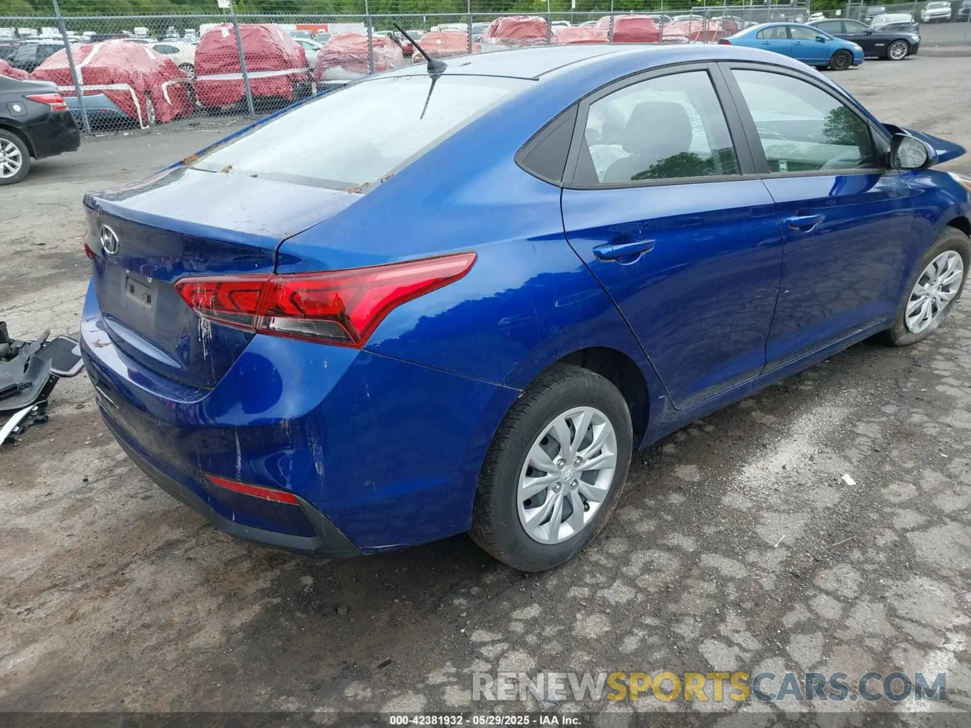 4 Photograph of a damaged car 3KPC24A38KE088524 HYUNDAI ACCENT 2019