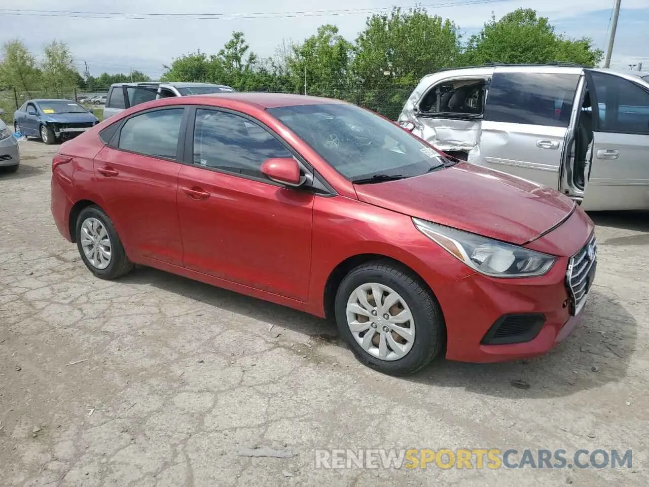 4 Фотография поврежденного автомобиля 3KPC24A39KE058593 HYUNDAI ACCENT 2019