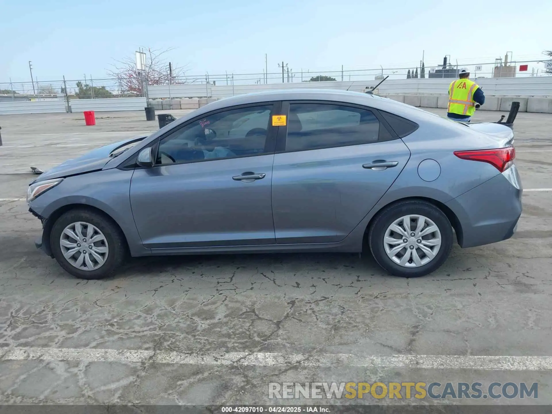 14 Photograph of a damaged car 3KPC24A39KE072252 HYUNDAI ACCENT 2019