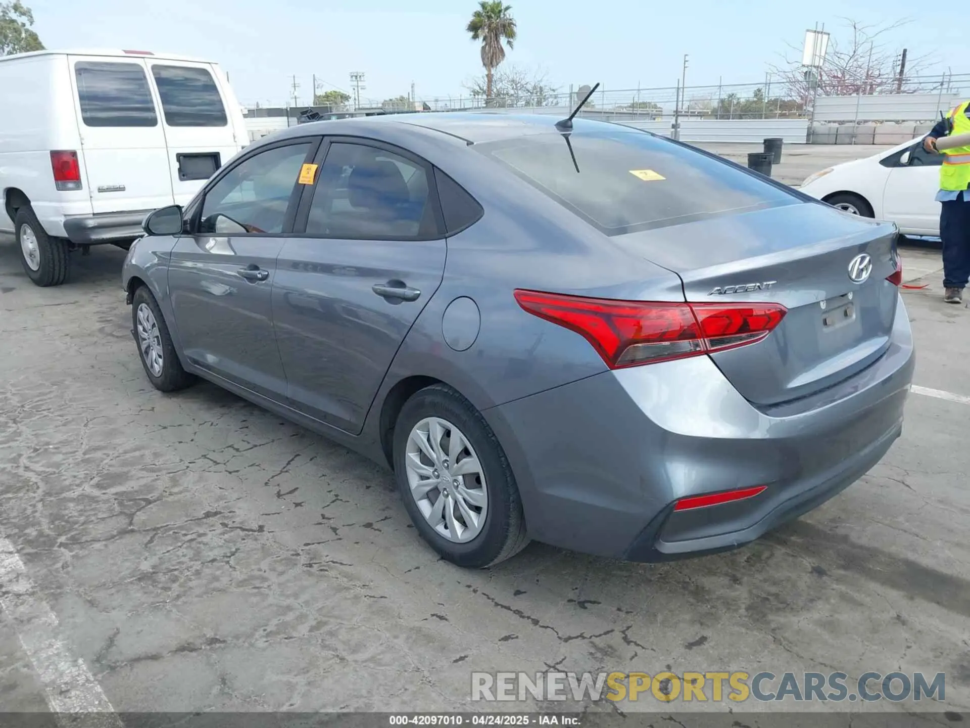 3 Photograph of a damaged car 3KPC24A39KE072252 HYUNDAI ACCENT 2019