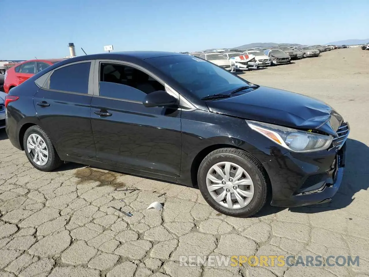 4 Photograph of a damaged car 3KPC24A3XKE044766 HYUNDAI ACCENT 2019