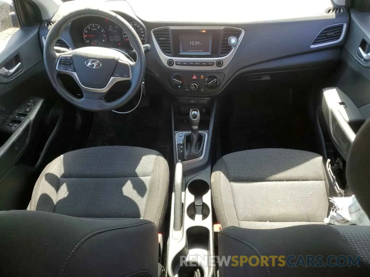 8 Photograph of a damaged car 3KPC25A31KE083204 HYUNDAI ACCENT 2019