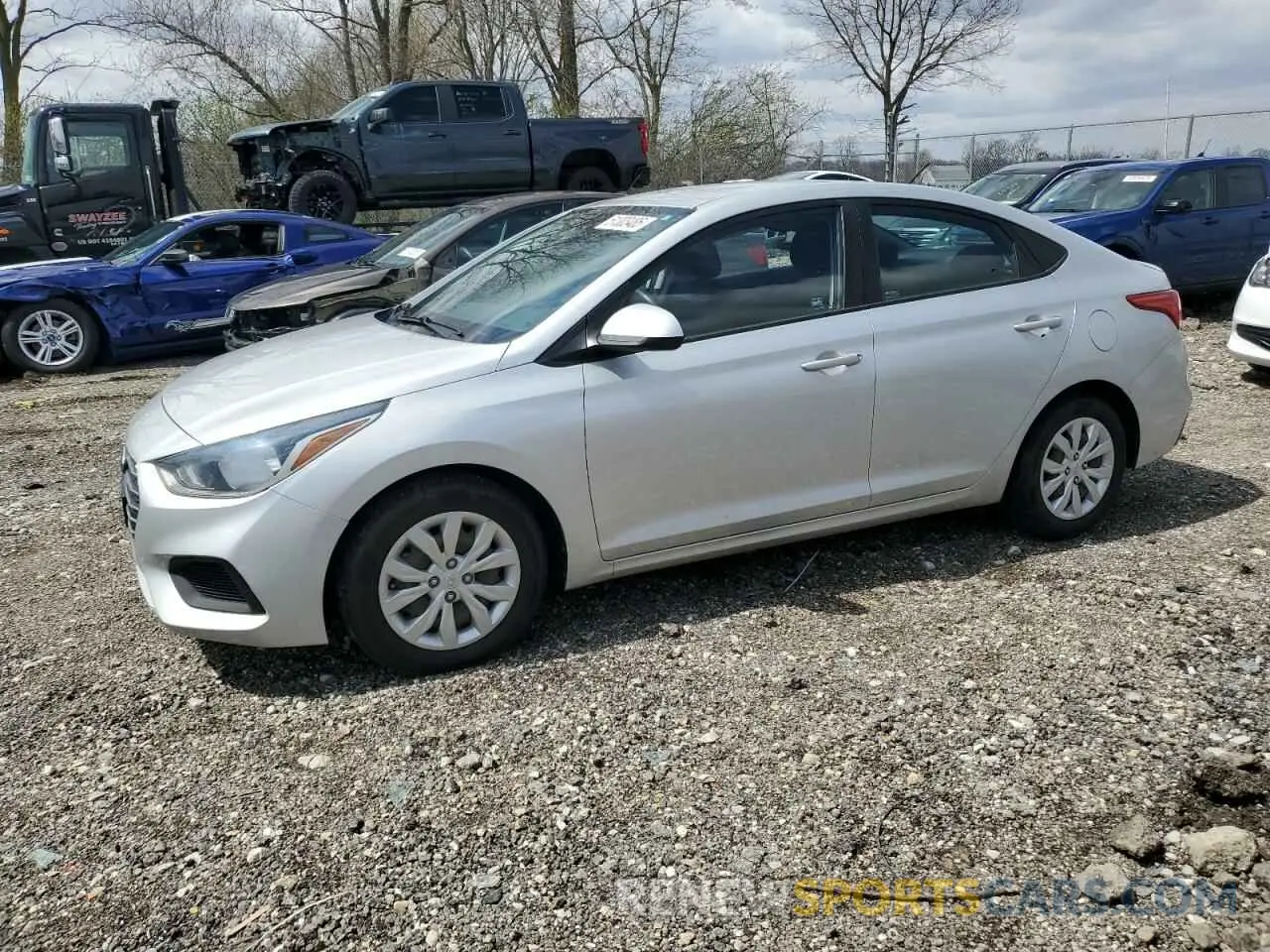 1 Photograph of a damaged car 3KPC24A60LE103836 HYUNDAI ACCENT 2020