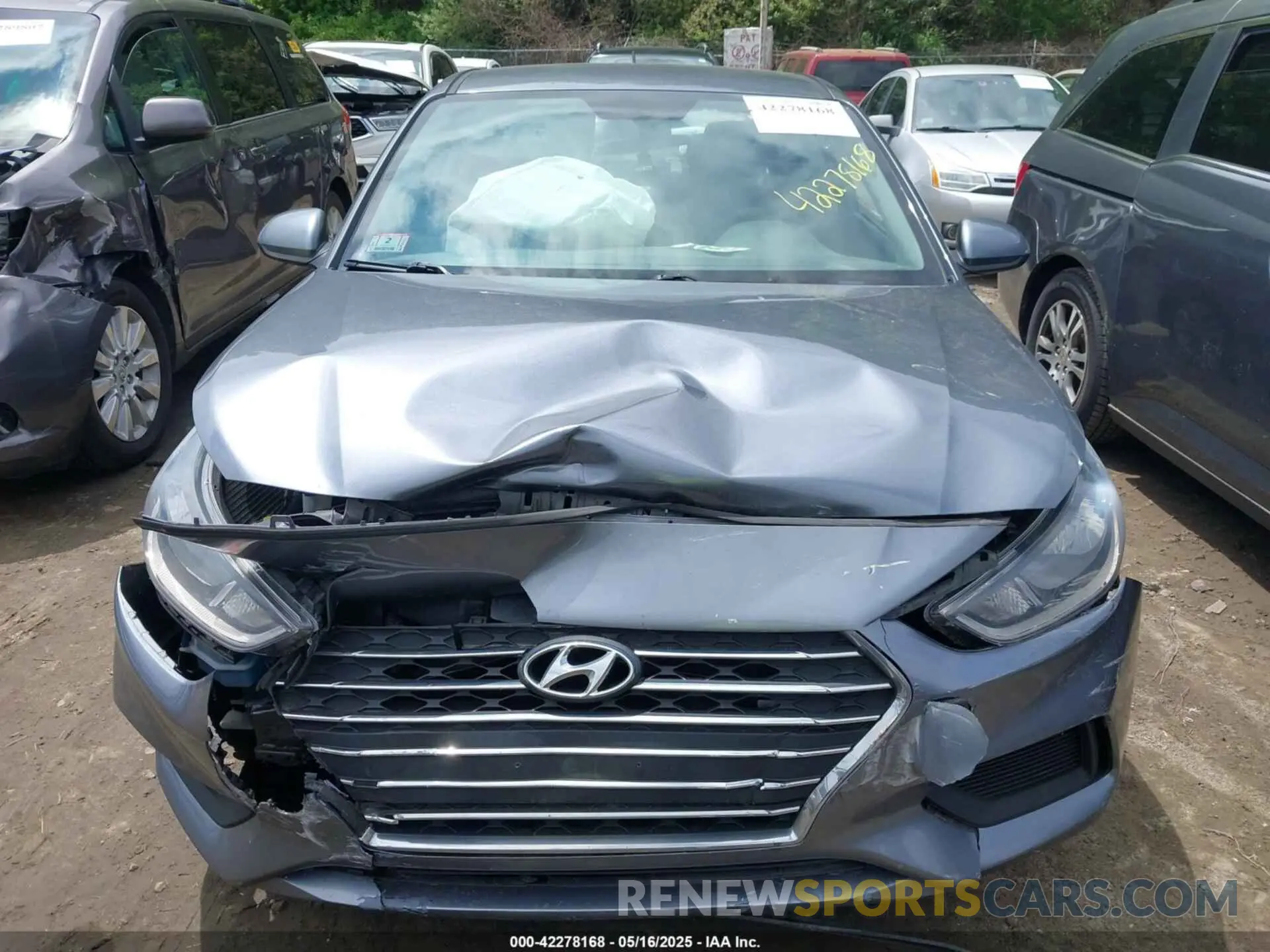 12 Фотография поврежденного автомобиля 3KPC24A60LE114139 HYUNDAI ACCENT 2020