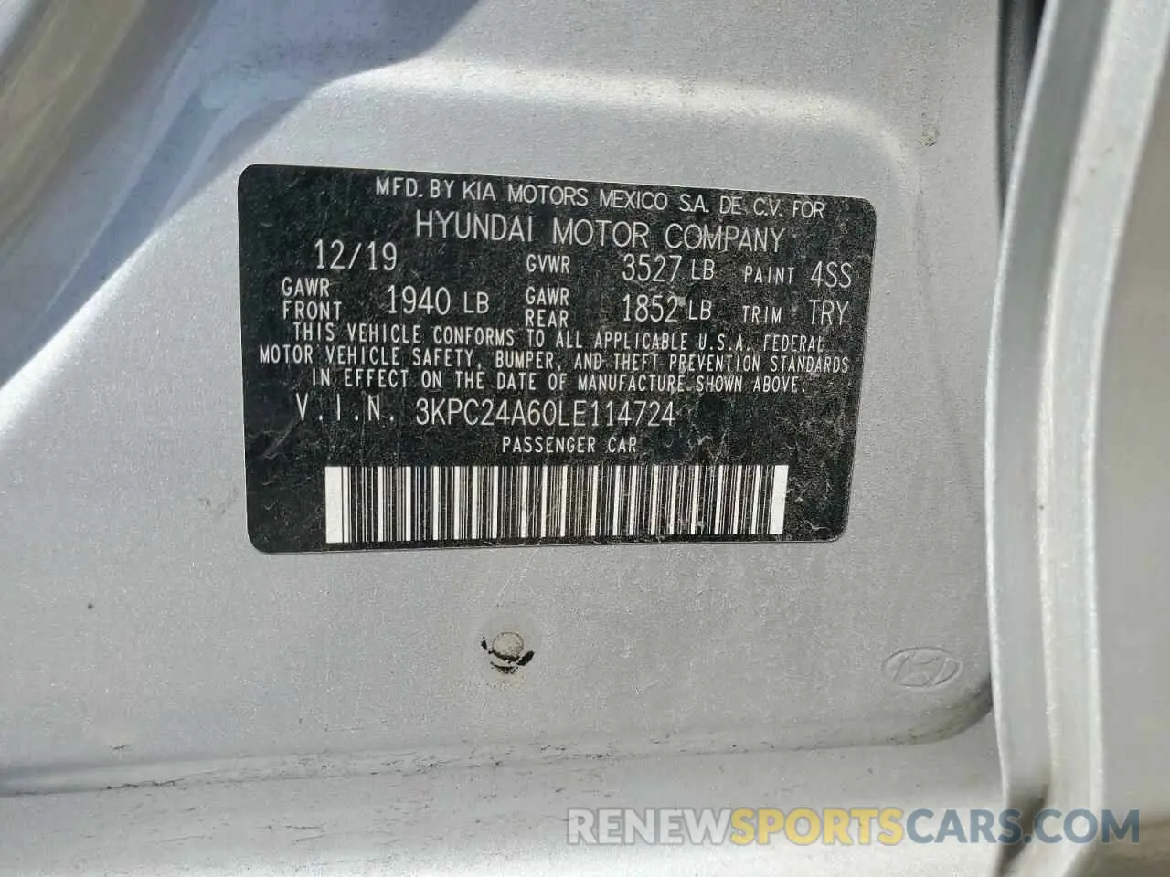 12 Photograph of a damaged car 3KPC24A60LE114724 HYUNDAI ACCENT 2020