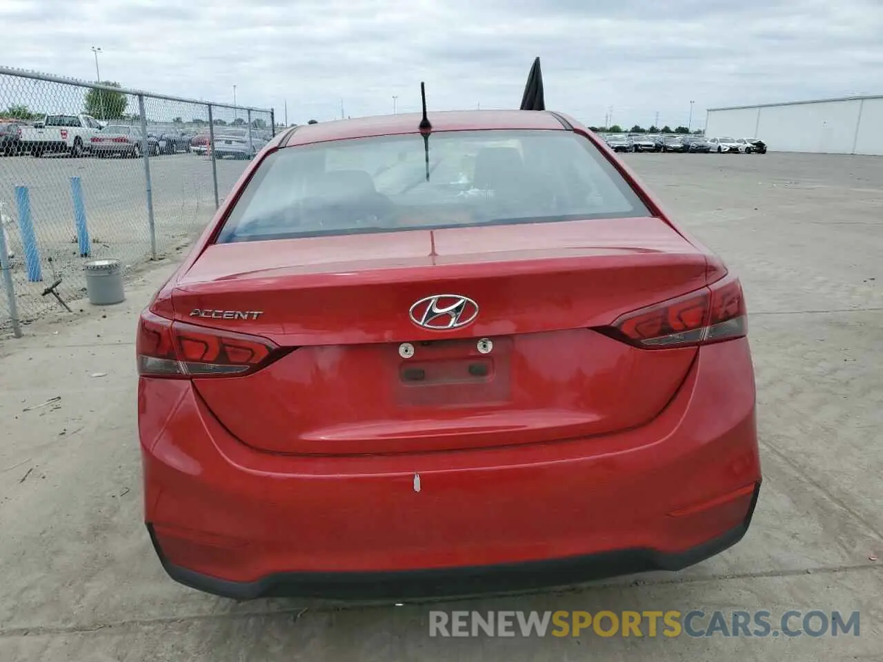 6 Photograph of a damaged car 3KPC24A60LE114965 HYUNDAI ACCENT 2020