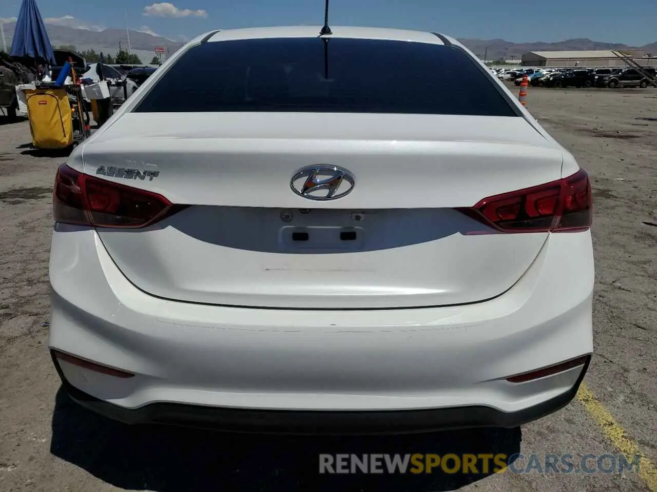 6 Photograph of a damaged car 3KPC24A61LE092863 HYUNDAI ACCENT 2020