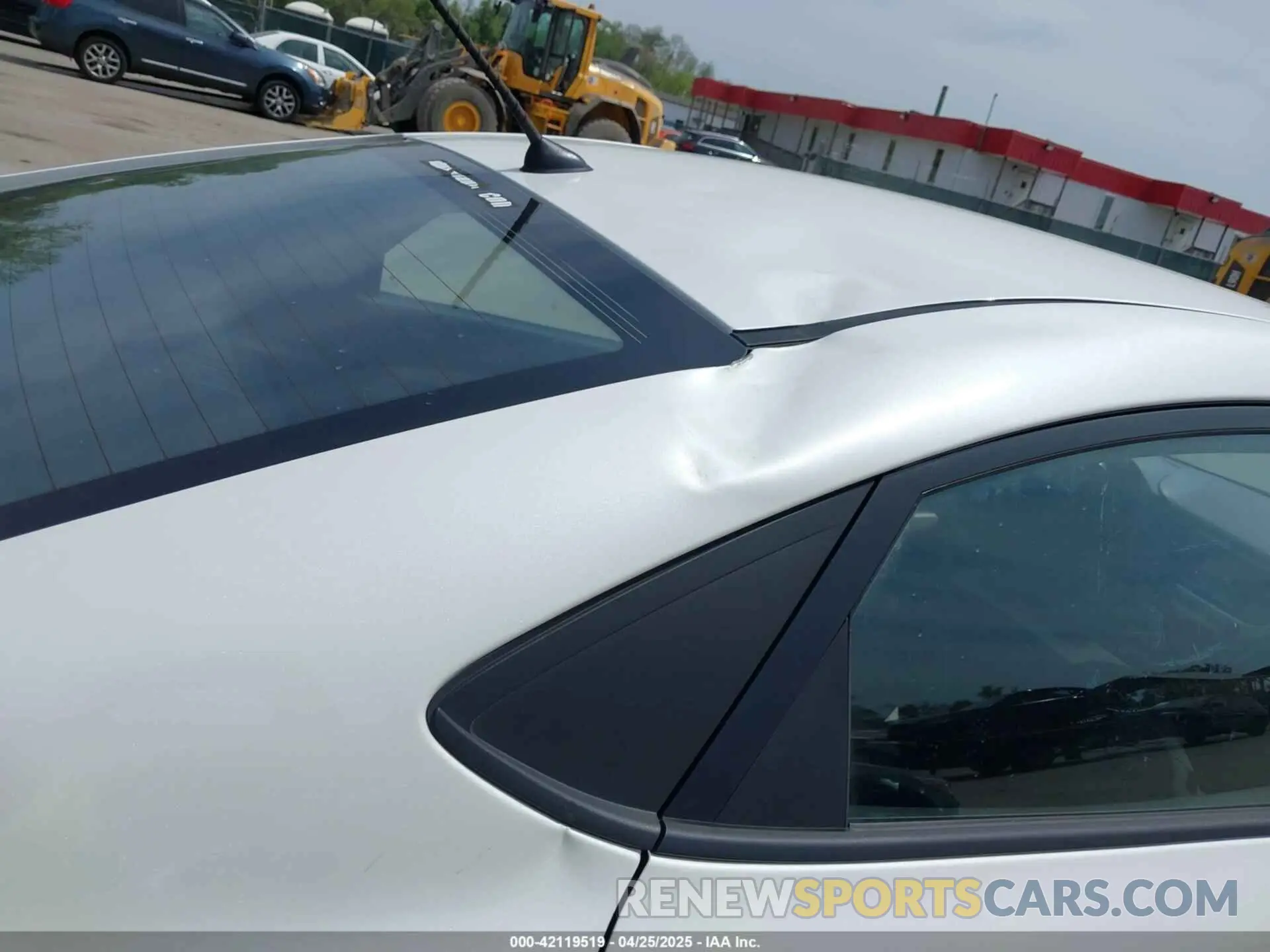 18 Photograph of a damaged car 3KPC24A61LE094242 HYUNDAI ACCENT 2020
