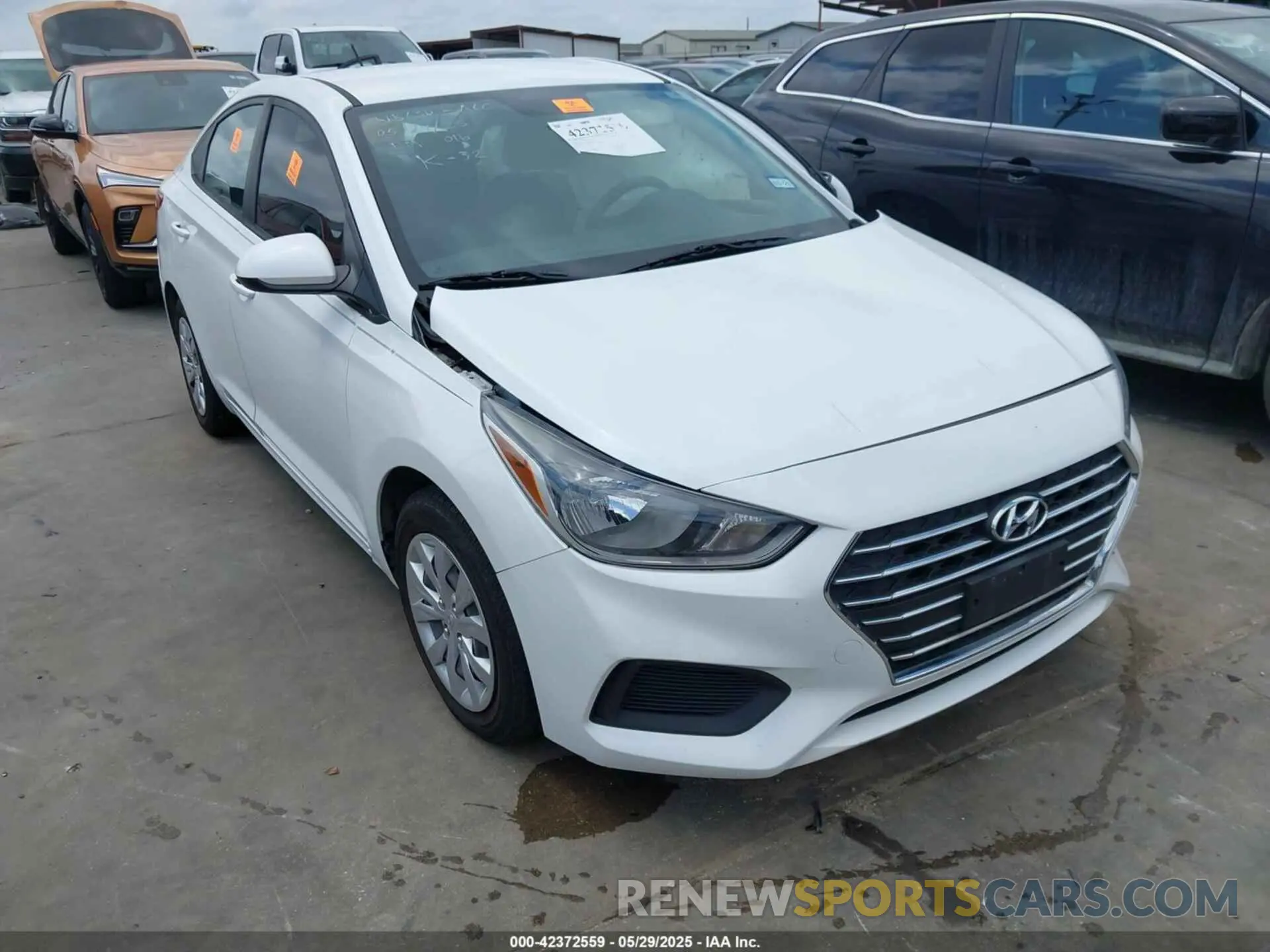 1 Фотография поврежденного автомобиля 3KPC24A61LE096279 HYUNDAI ACCENT 2020