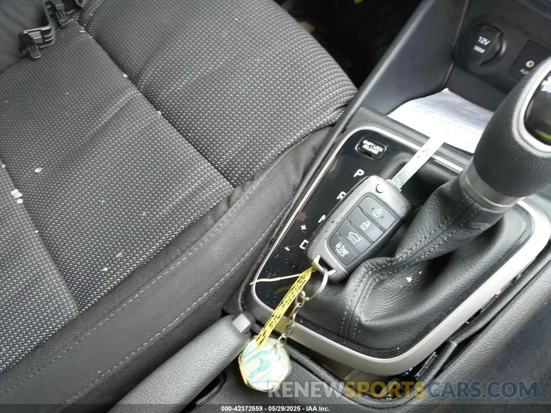 11 Фотография поврежденного автомобиля 3KPC24A61LE096279 HYUNDAI ACCENT 2020