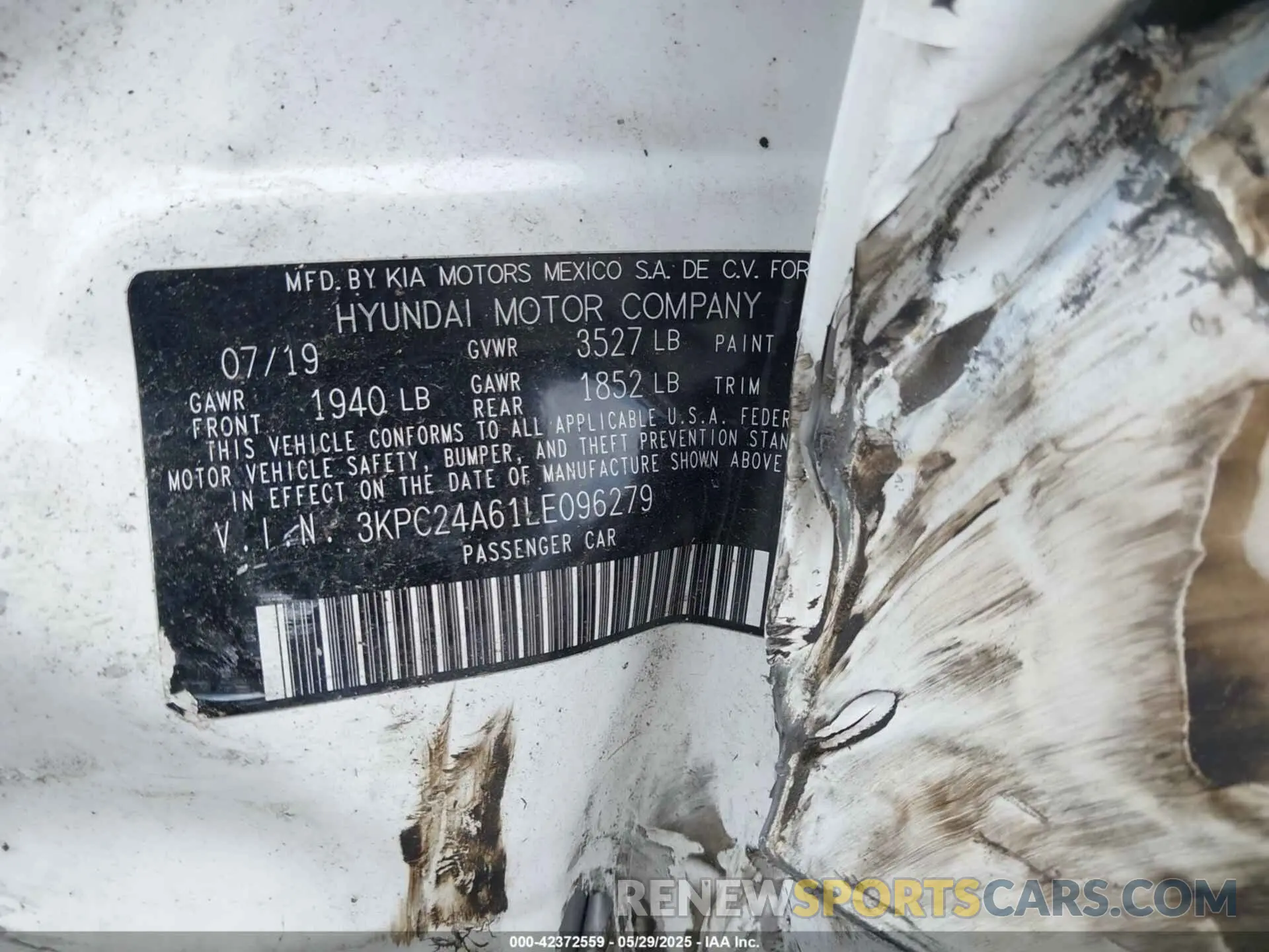 9 Фотография поврежденного автомобиля 3KPC24A61LE096279 HYUNDAI ACCENT 2020