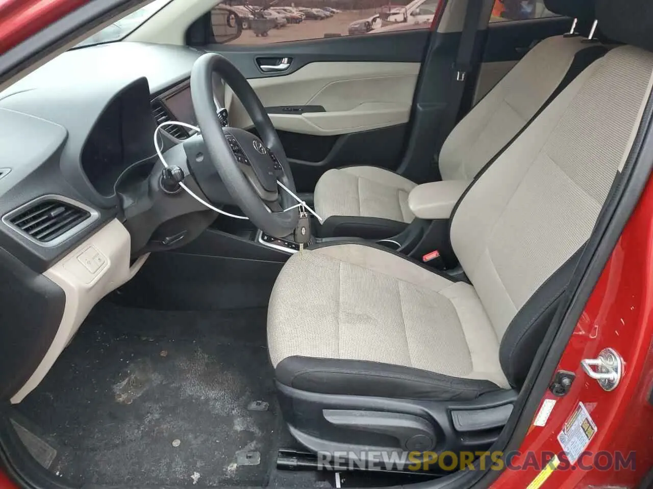 7 Фотография поврежденного автомобиля 3KPC24A61LE110164 HYUNDAI ACCENT 2020