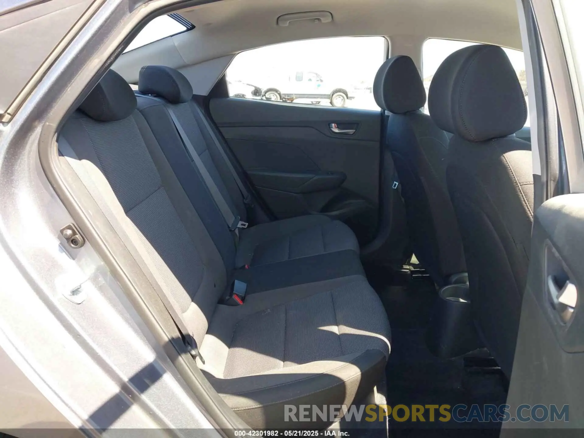 8 Фотография поврежденного автомобиля 3KPC24A62LE123781 HYUNDAI ACCENT 2020