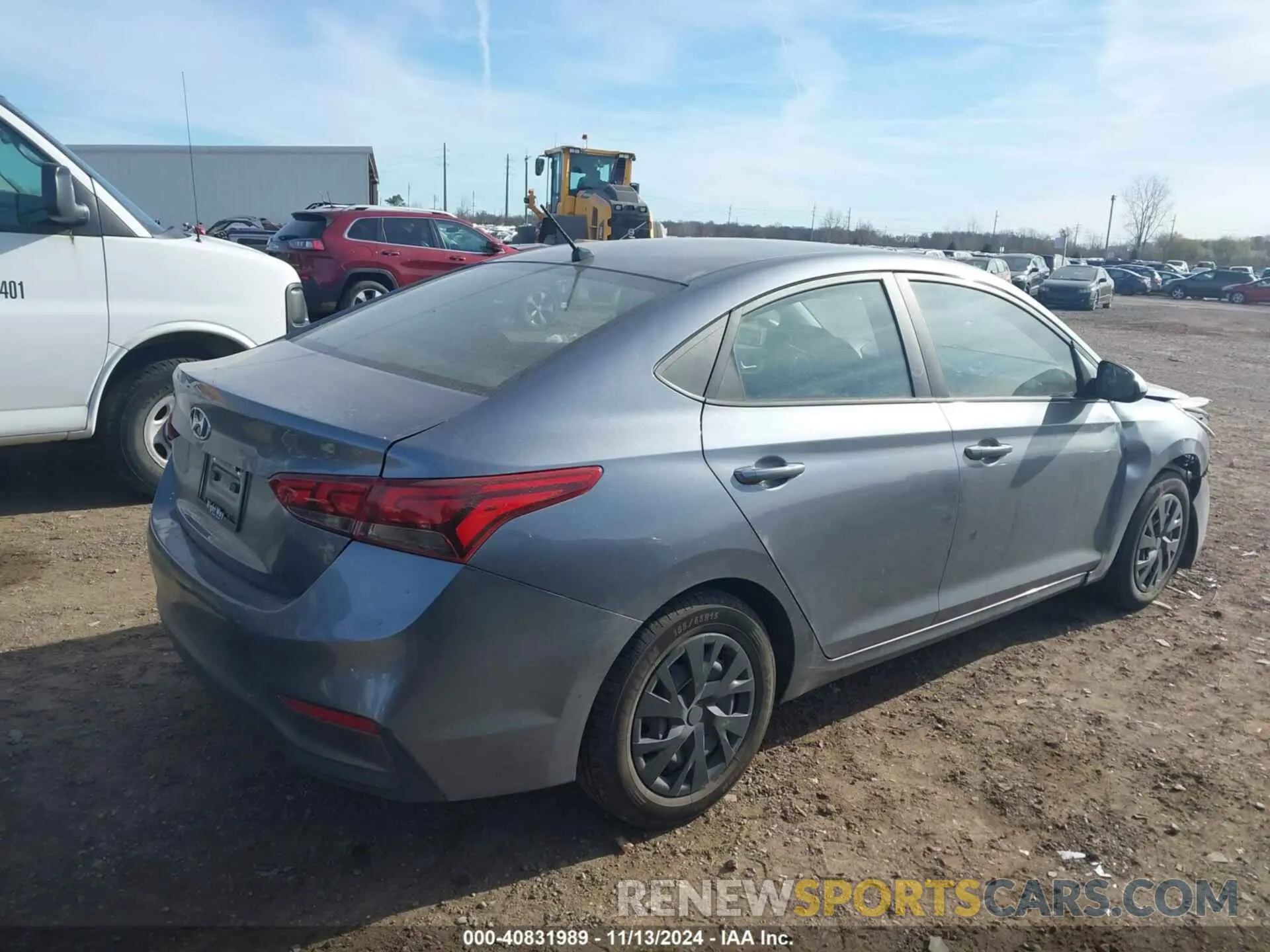 4 Фотография поврежденного автомобиля 3KPC24A63LE096364 HYUNDAI ACCENT 2020