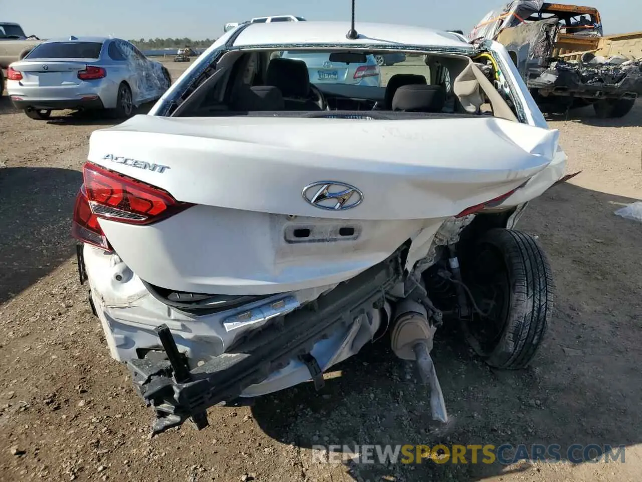 6 Photograph of a damaged car 3KPC24A63LE109159 HYUNDAI ACCENT 2020
