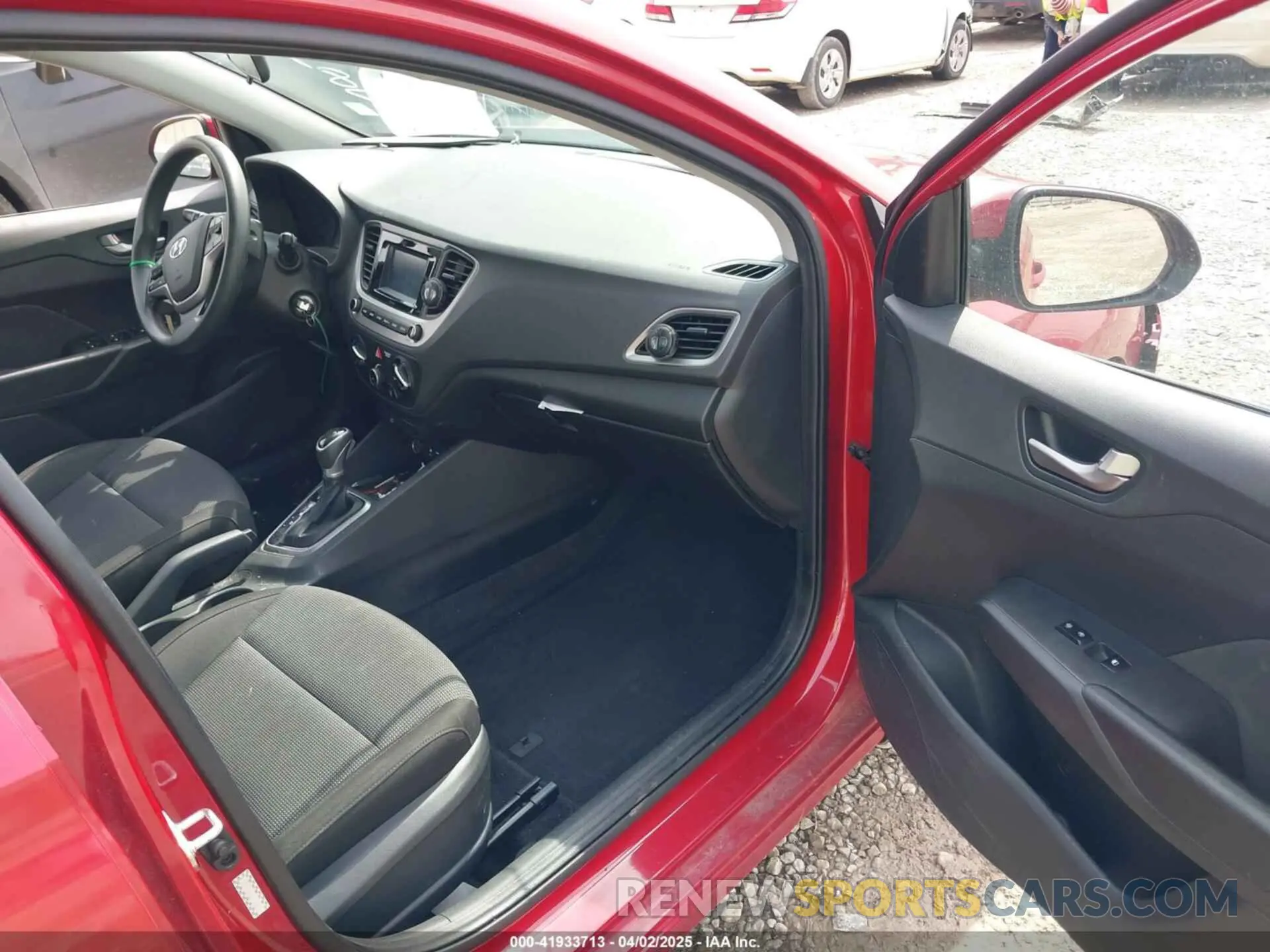 5 Фотография поврежденного автомобиля 3KPC24A63LE109873 HYUNDAI ACCENT 2020