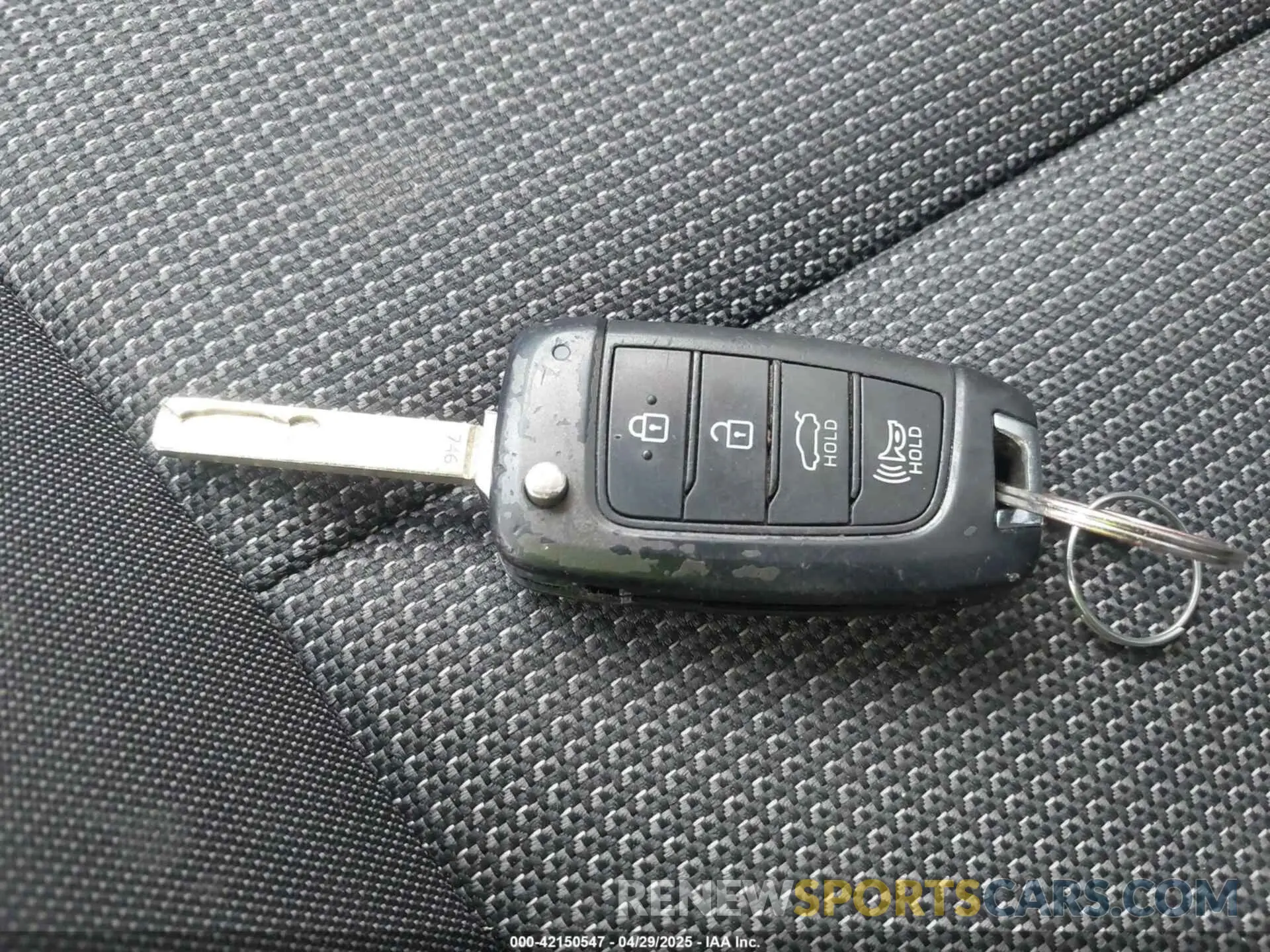 11 Фотография поврежденного автомобиля 3KPC24A63LE114006 HYUNDAI ACCENT 2020