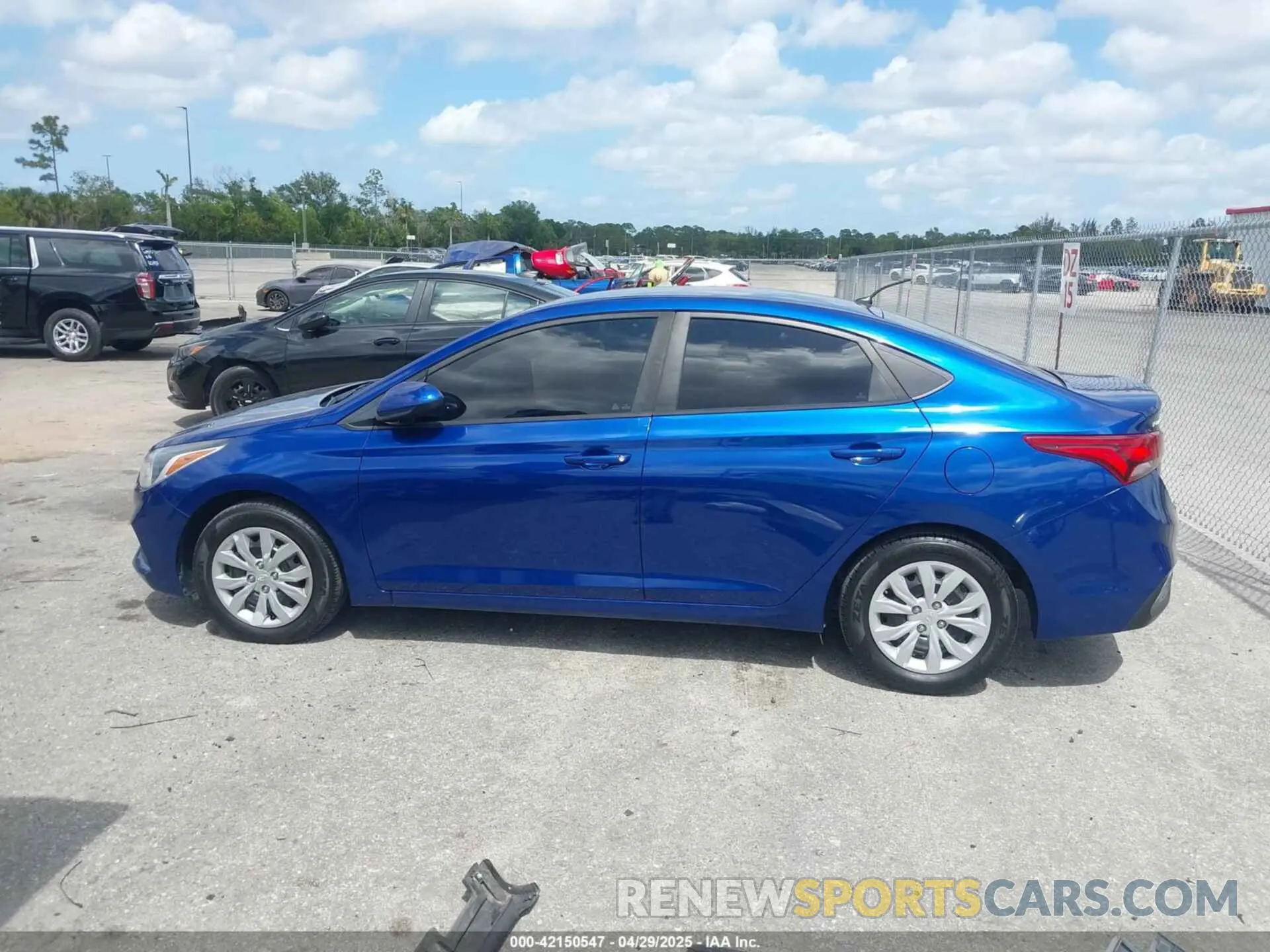 14 Фотография поврежденного автомобиля 3KPC24A63LE114006 HYUNDAI ACCENT 2020