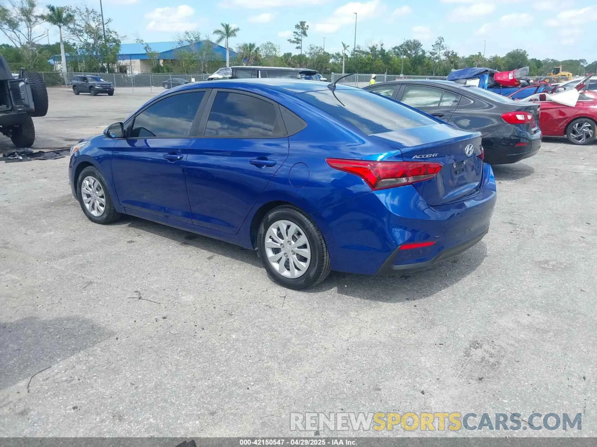 3 Фотография поврежденного автомобиля 3KPC24A63LE114006 HYUNDAI ACCENT 2020