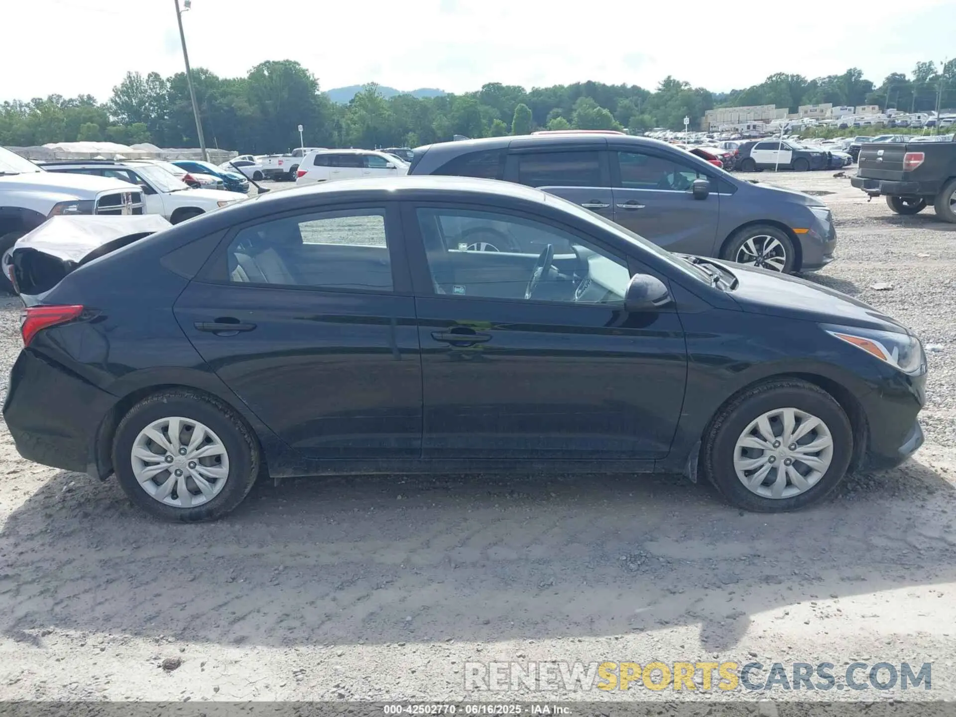 13 Фотография поврежденного автомобиля 3KPC24A63LE122722 HYUNDAI ACCENT 2020
