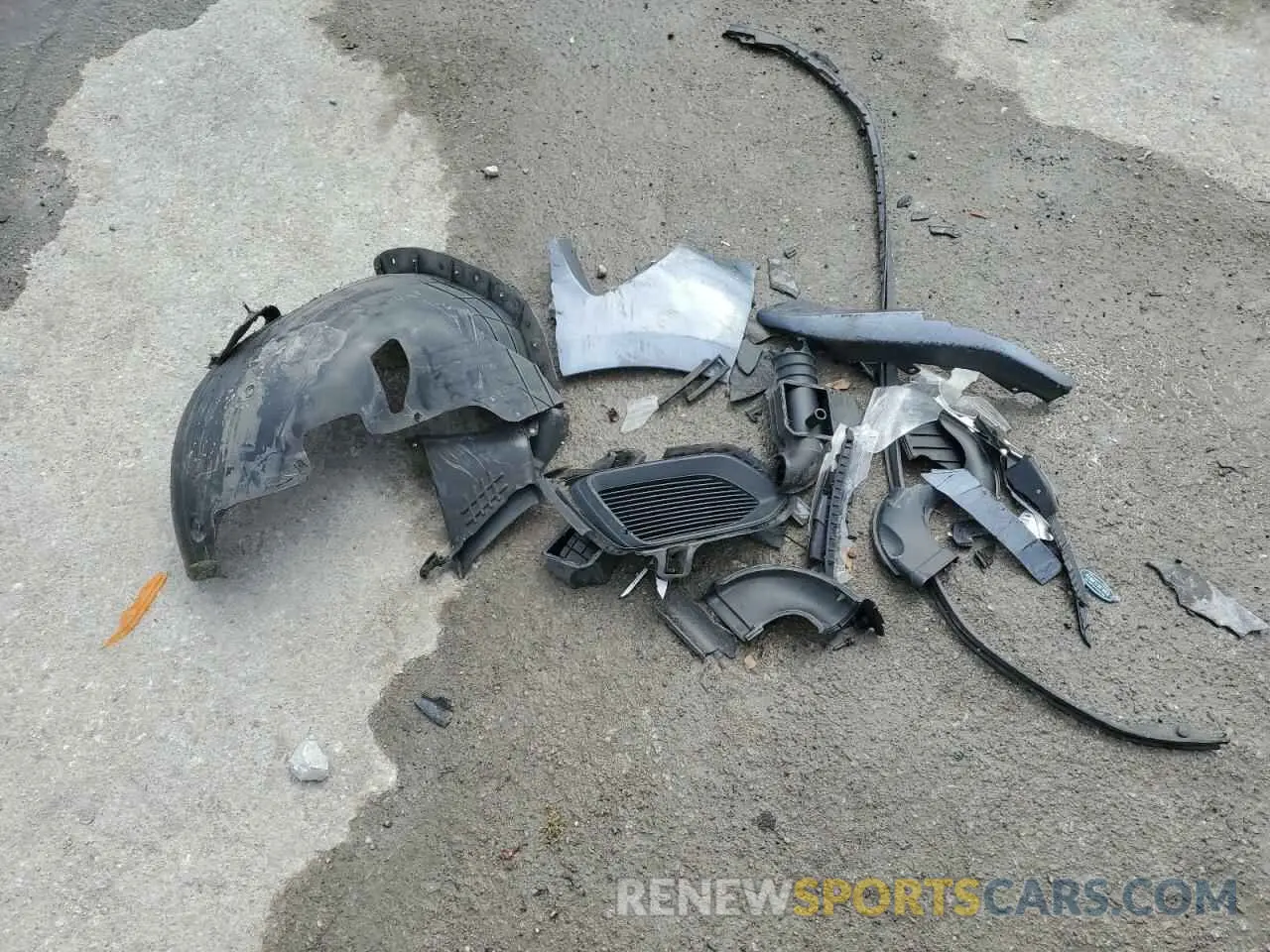 13 Photograph of a damaged car 3KPC24A64LE104844 HYUNDAI ACCENT 2020