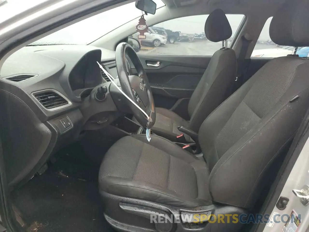 7 Photograph of a damaged car 3KPC24A66LE110435 HYUNDAI ACCENT 2020