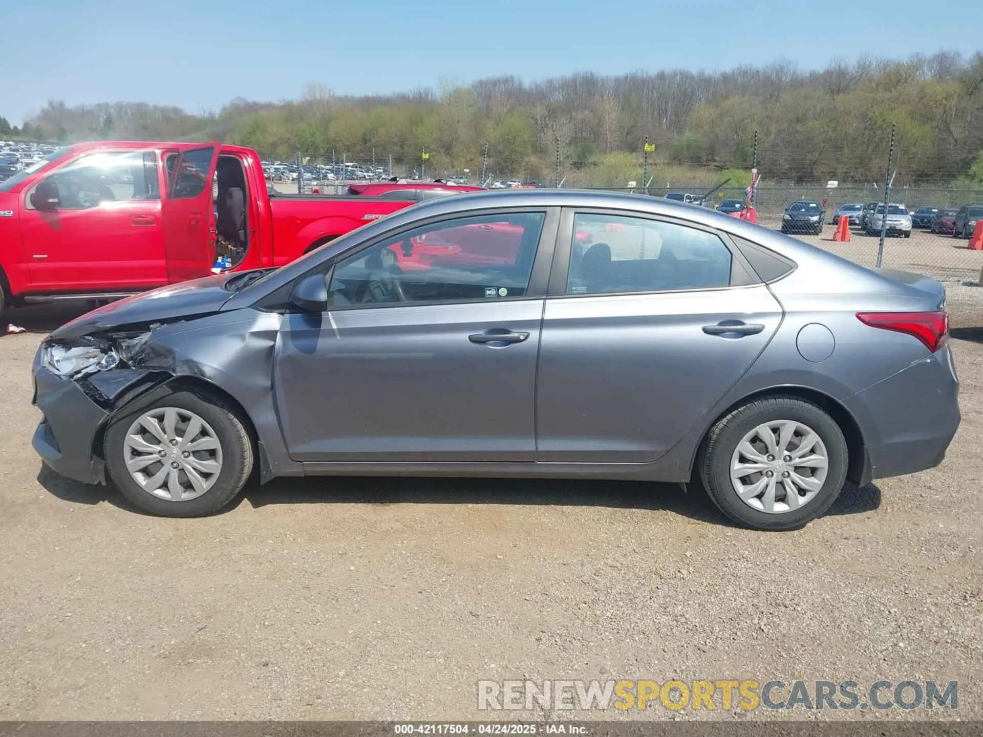 14 Фотография поврежденного автомобиля 3KPC24A67LE123713 HYUNDAI ACCENT 2020