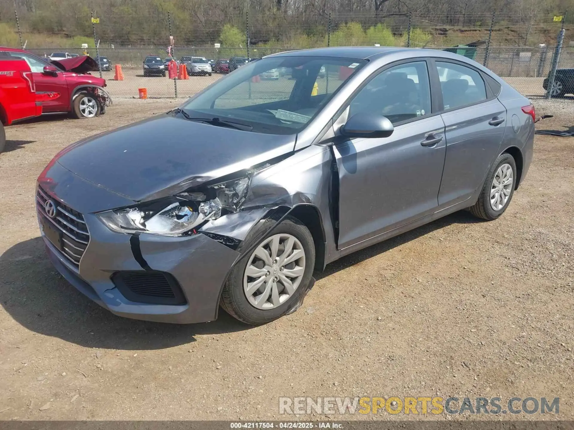 2 Фотография поврежденного автомобиля 3KPC24A67LE123713 HYUNDAI ACCENT 2020