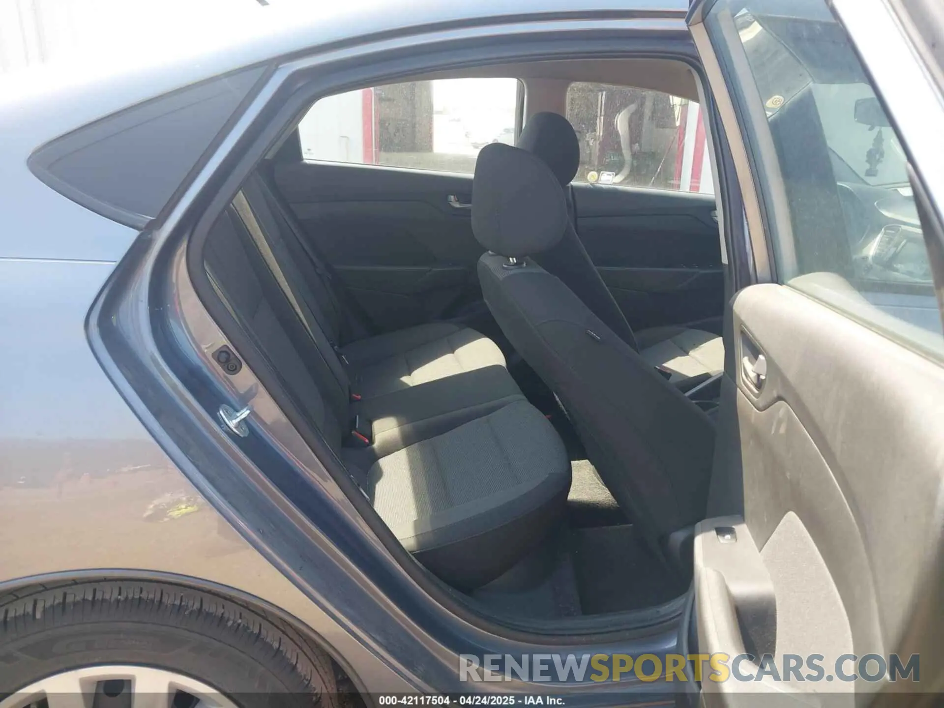 8 Фотография поврежденного автомобиля 3KPC24A67LE123713 HYUNDAI ACCENT 2020