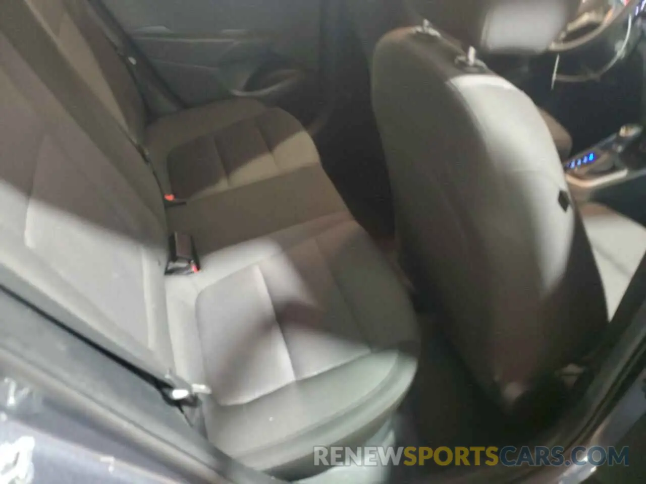 10 Photograph of a damaged car 3KPC24A68LE096411 HYUNDAI ACCENT 2020