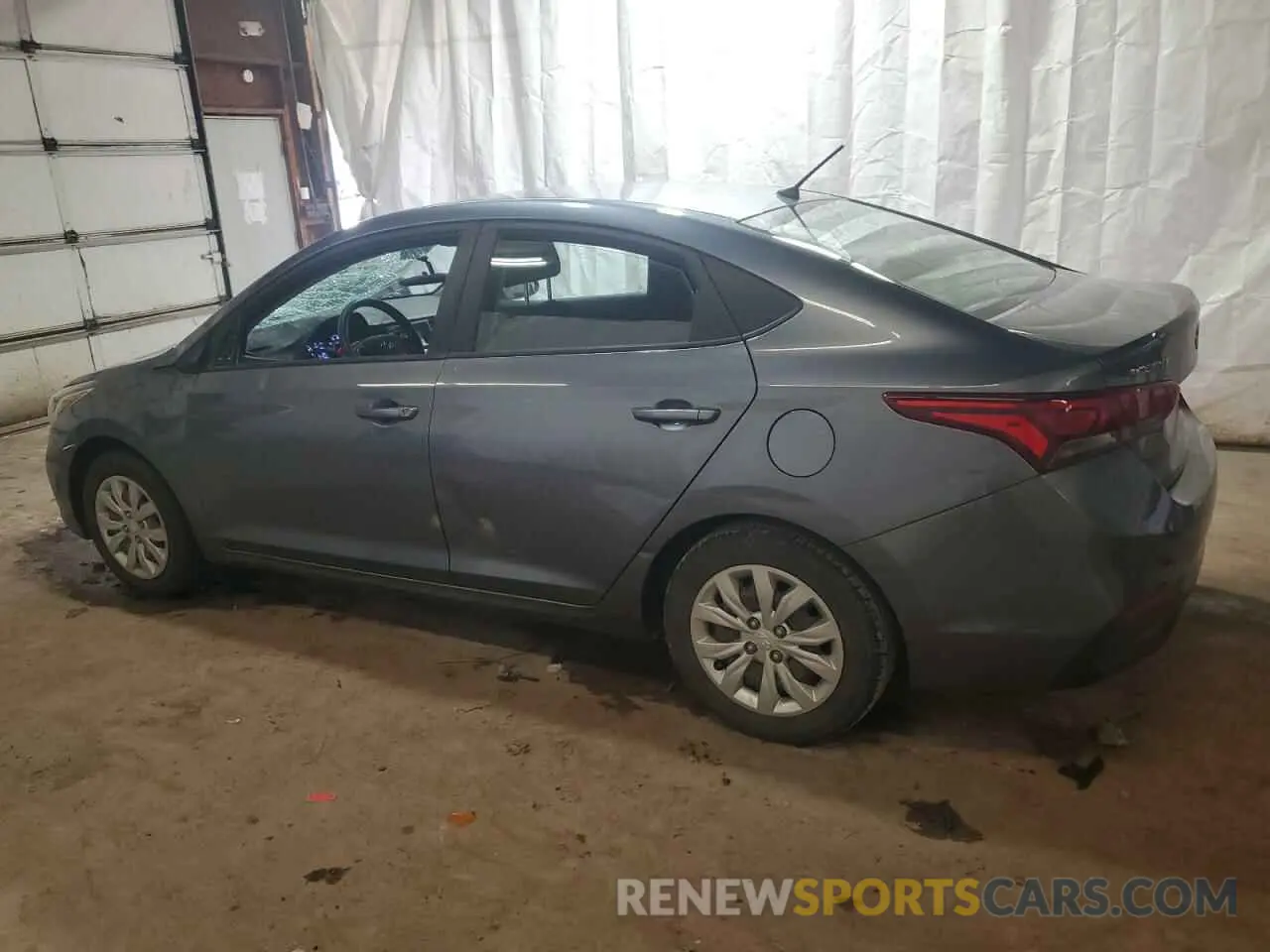 2 Photograph of a damaged car 3KPC24A68LE096411 HYUNDAI ACCENT 2020