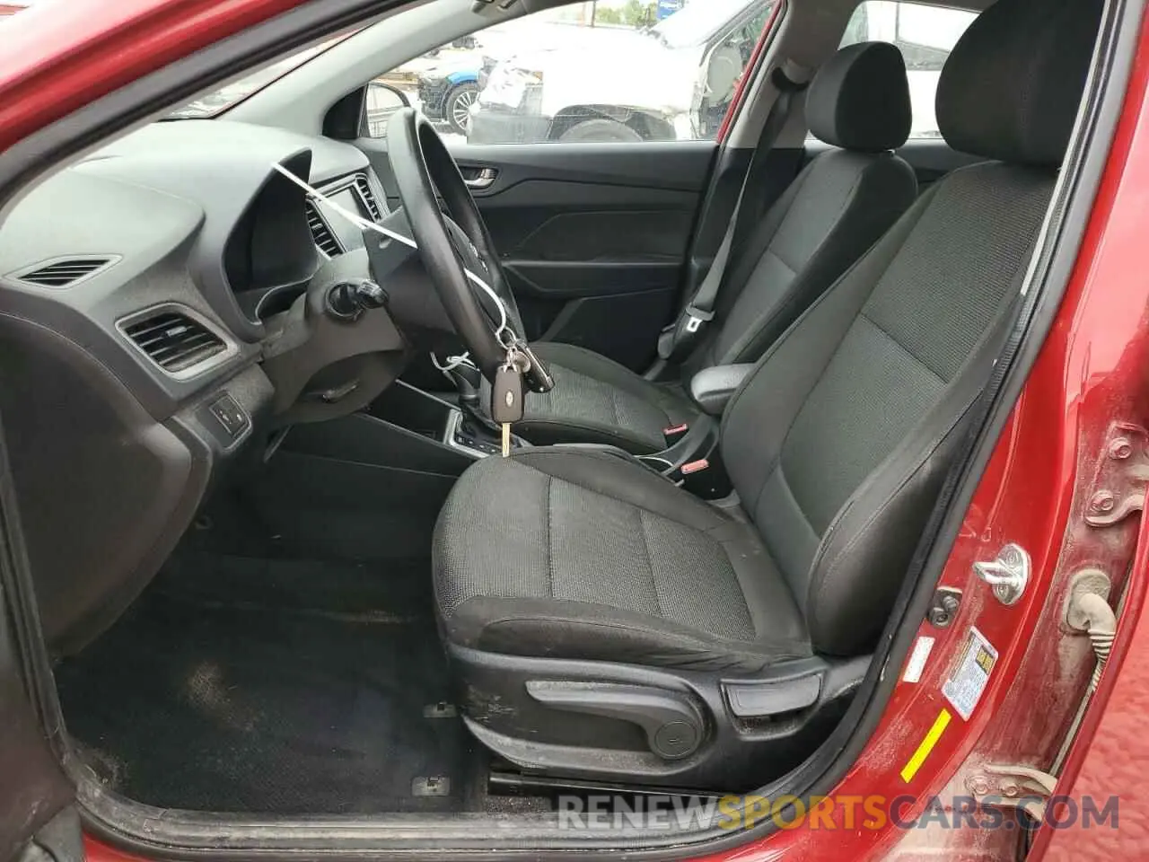 7 Photograph of a damaged car 3KPC24A68LE120612 HYUNDAI ACCENT 2020