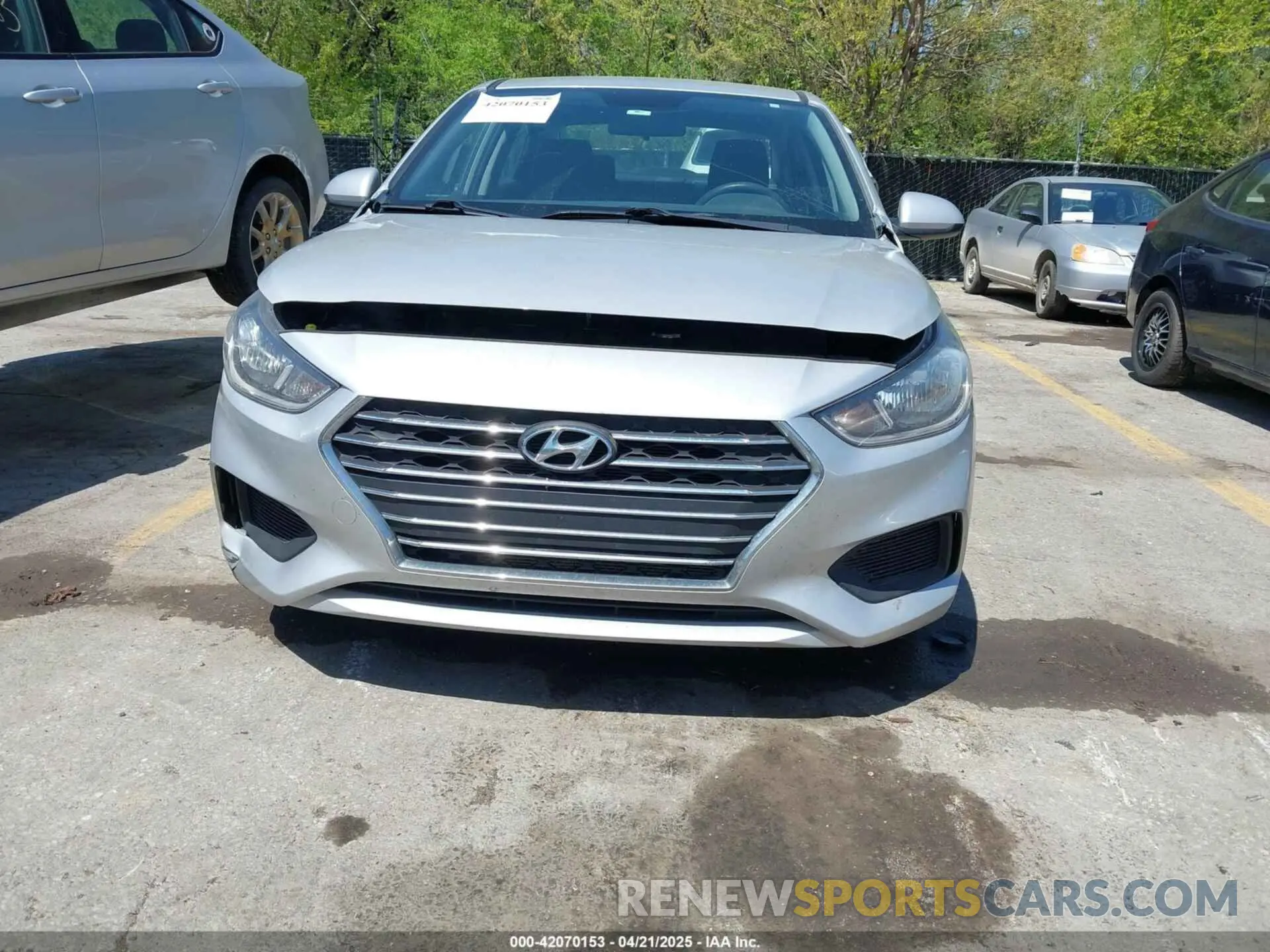 6 Photograph of a damaged car 3KPC24A69LE096613 HYUNDAI ACCENT 2020