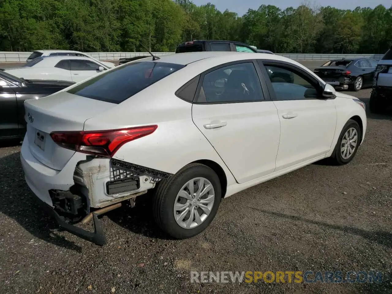 3 Photograph of a damaged car 3KPC24A69LE116116 HYUNDAI ACCENT 2020